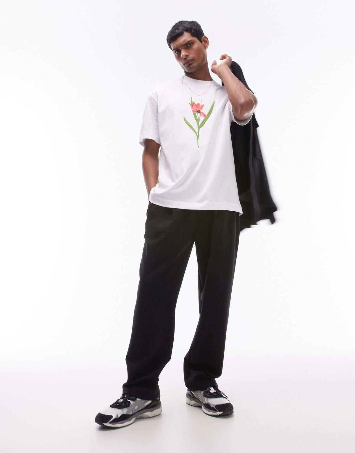 Topman pleat front straight leg jogger in black