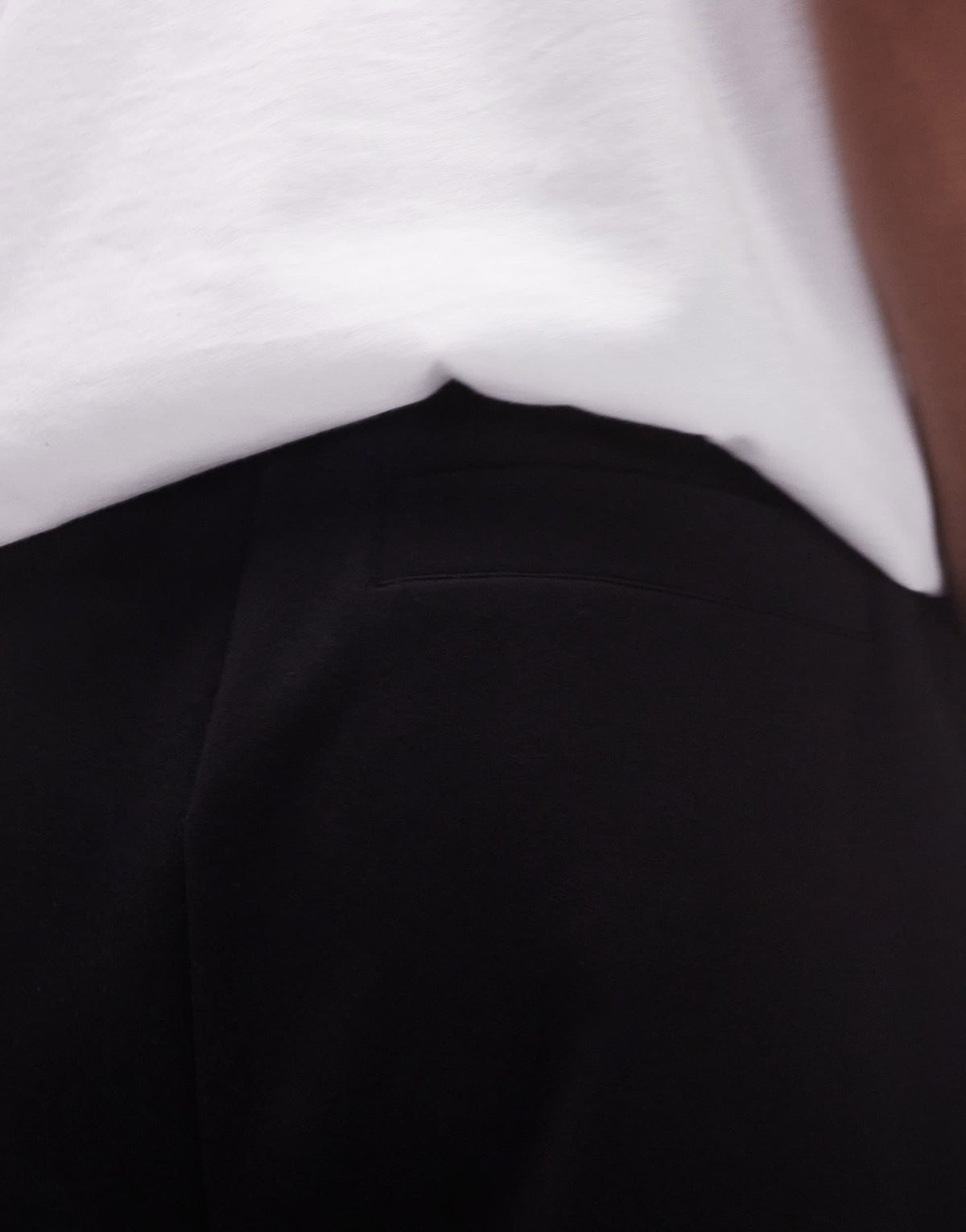 Topman pleat front straight leg jogger in black