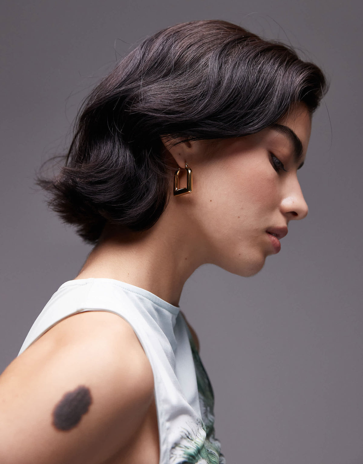 Topshop Elodie square hoop earring in 14k gold plated