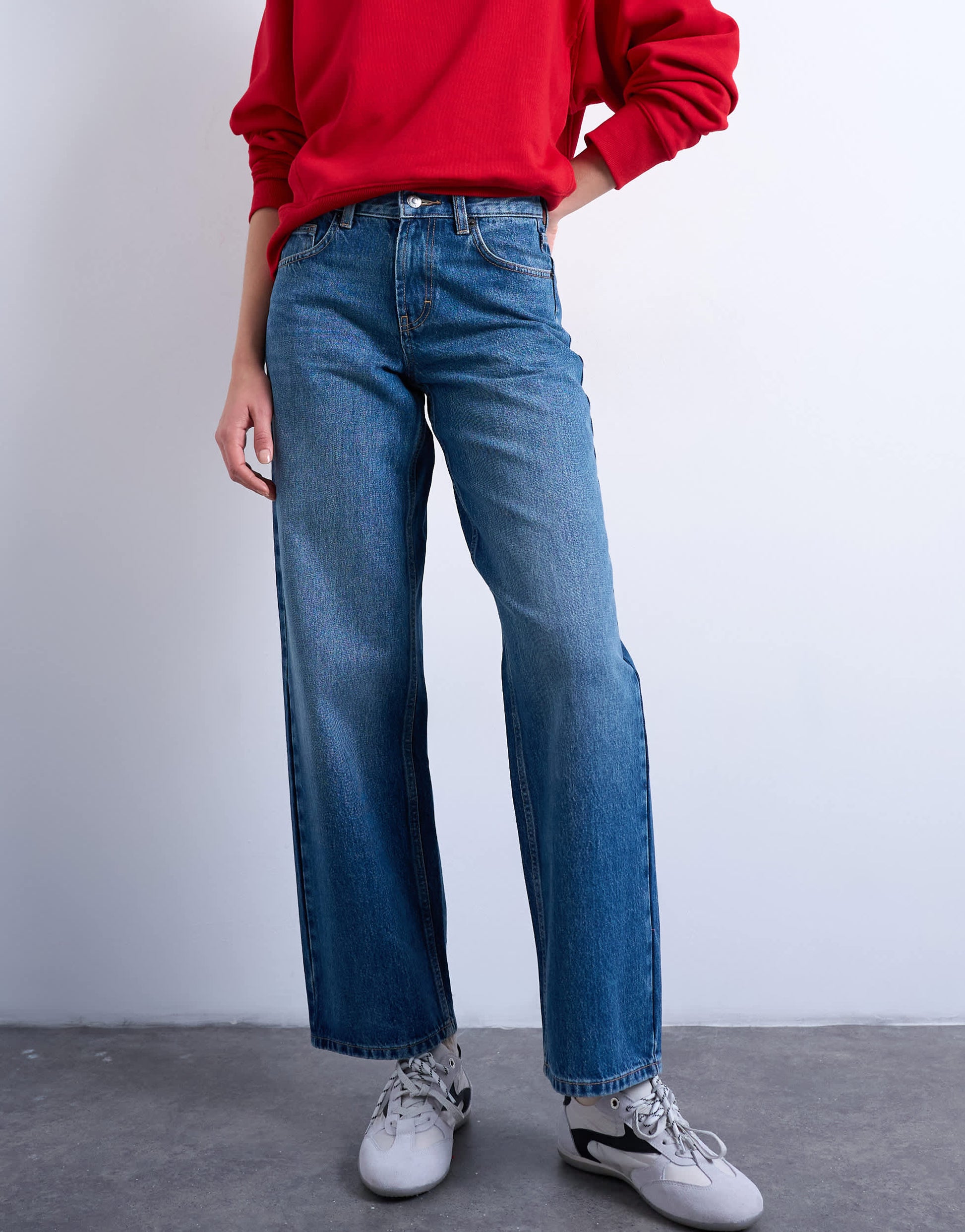 Topshop Cinch low rise relaxed jean in vintage blue