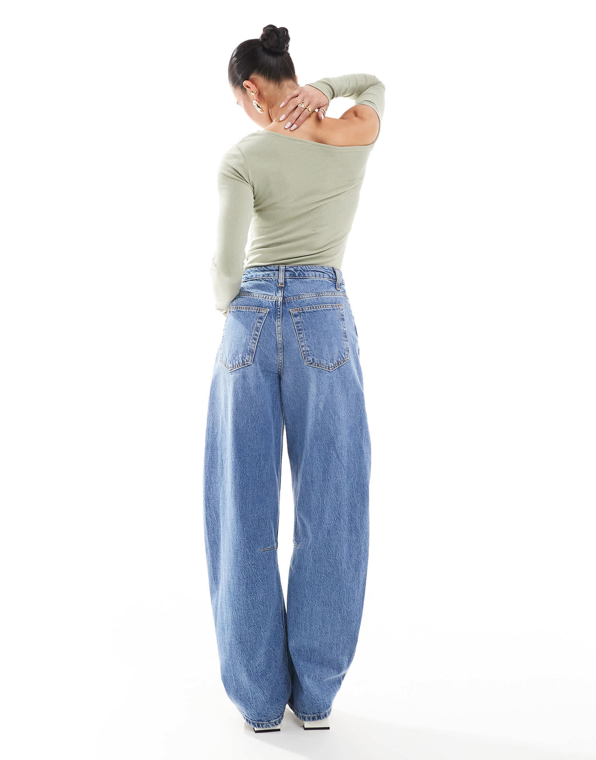 Topshop Barrel mid rise jean in vintage blue