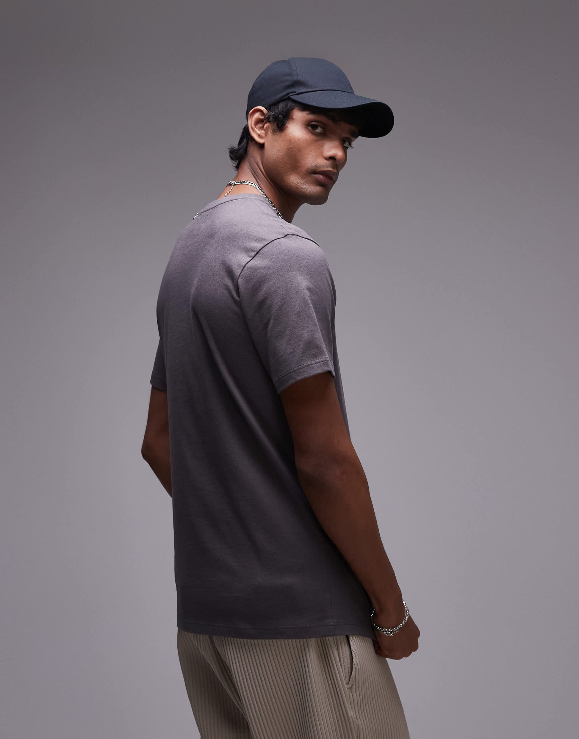 Topman classic fit t-shirt in charcoal