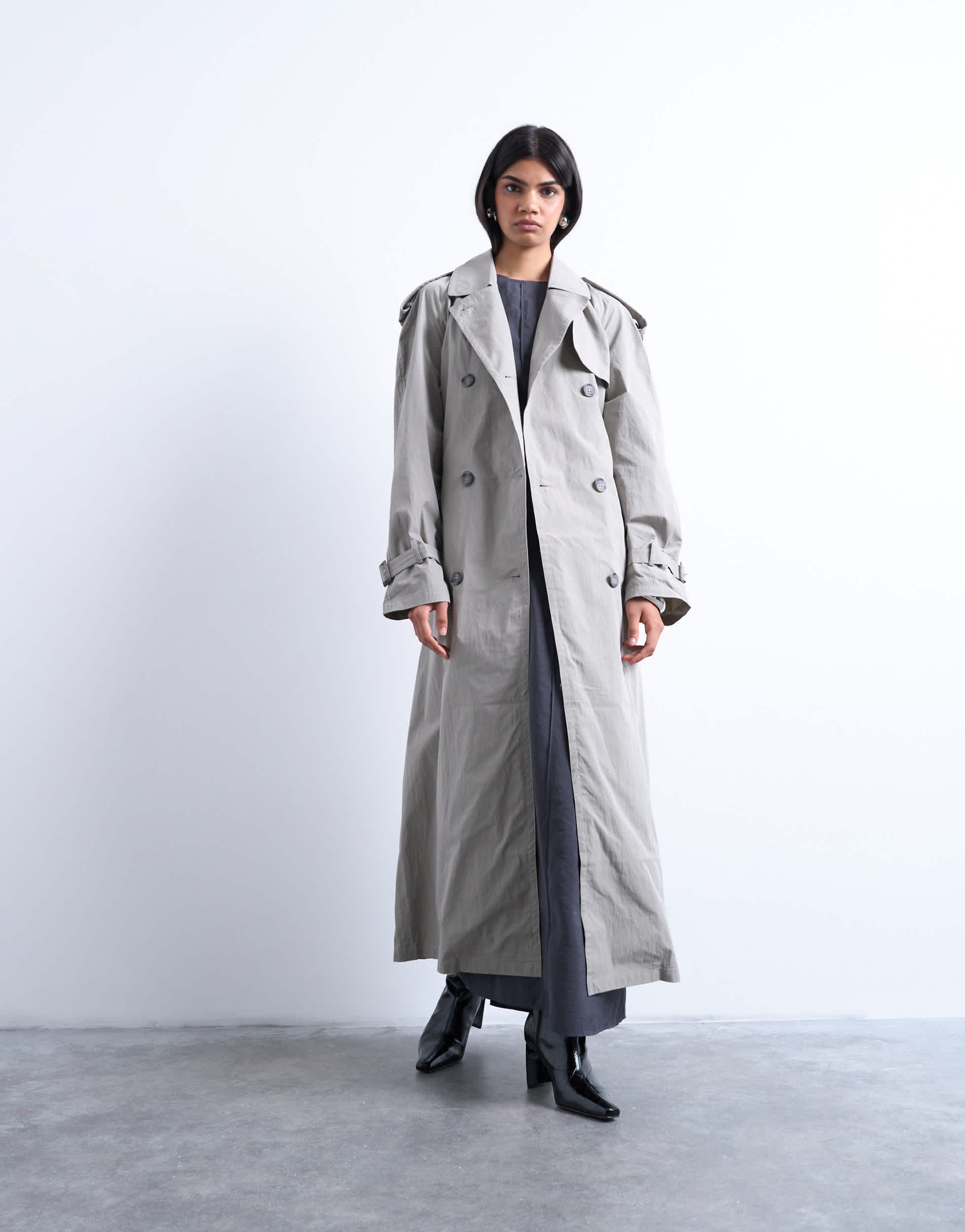 Trench-coat long en nylon gris non doublé de Topshop