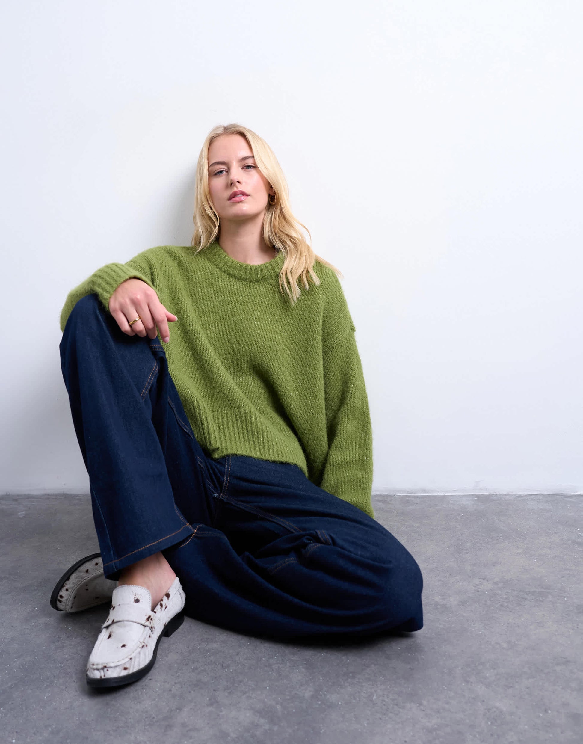 Topshop Tall Cinch low rise relaxed jean in raw look indigo