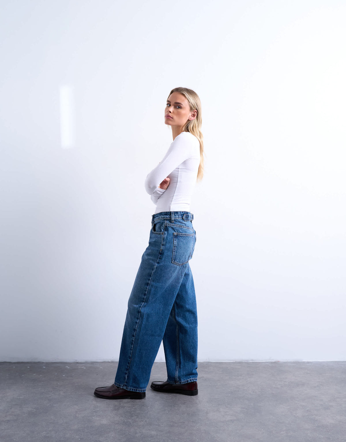 Topshop Petite Cinch low rise relaxed jean in vintage blue