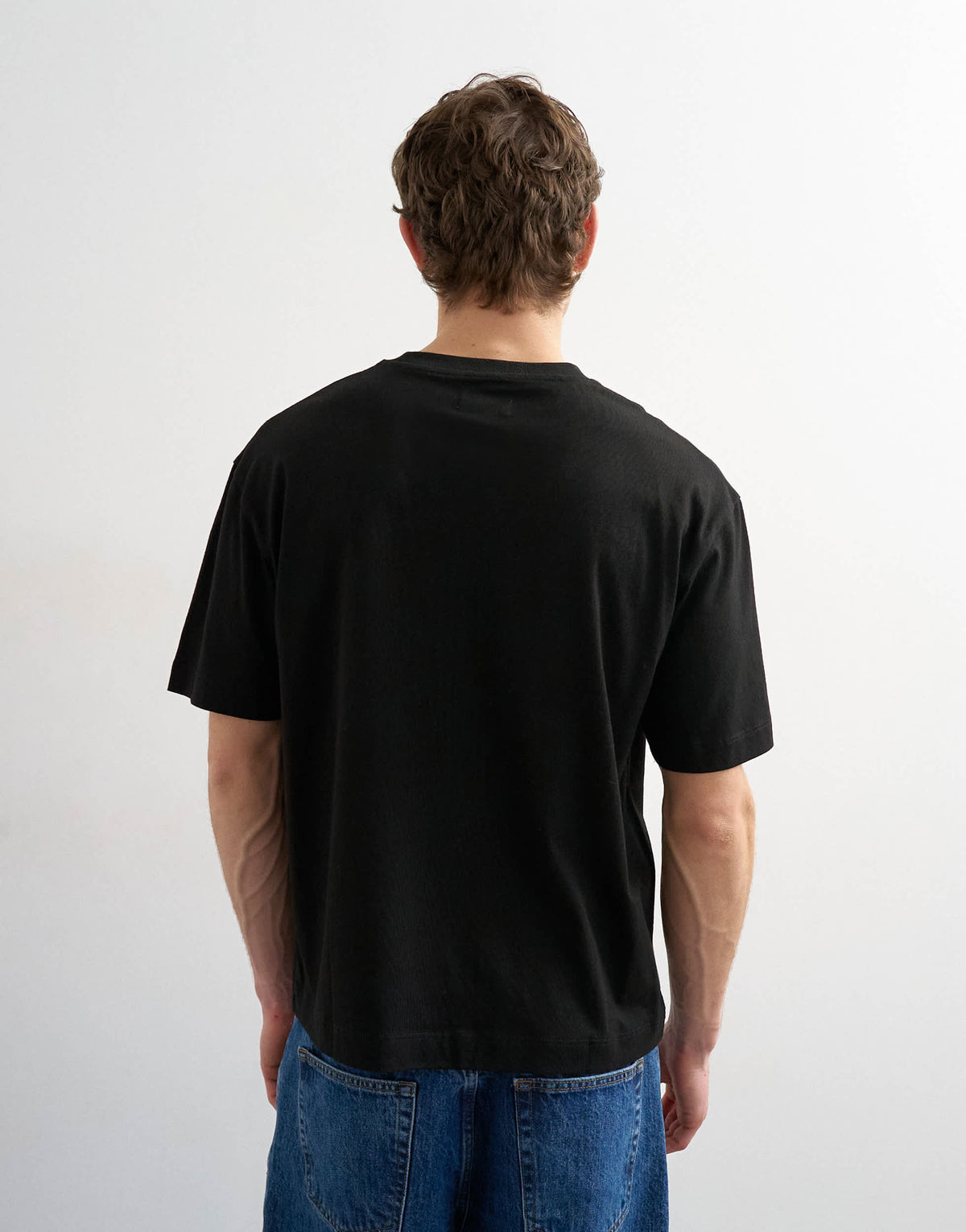 Topman relaxed fit cropped fit t-shirt in black