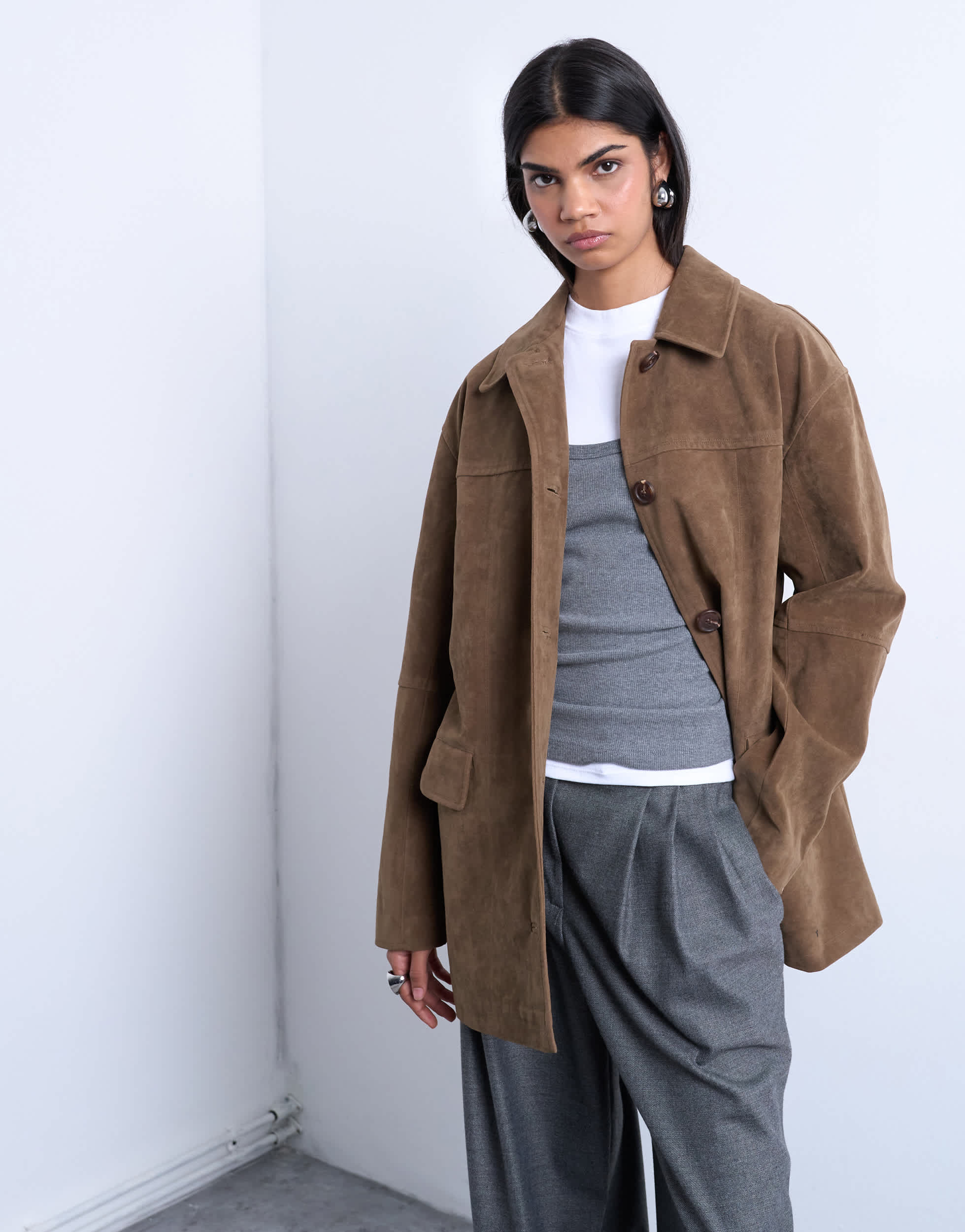 Topshop Premium-Jacke aus echtem Wildleder mit aufgesetzten Taschen in Hellbraun