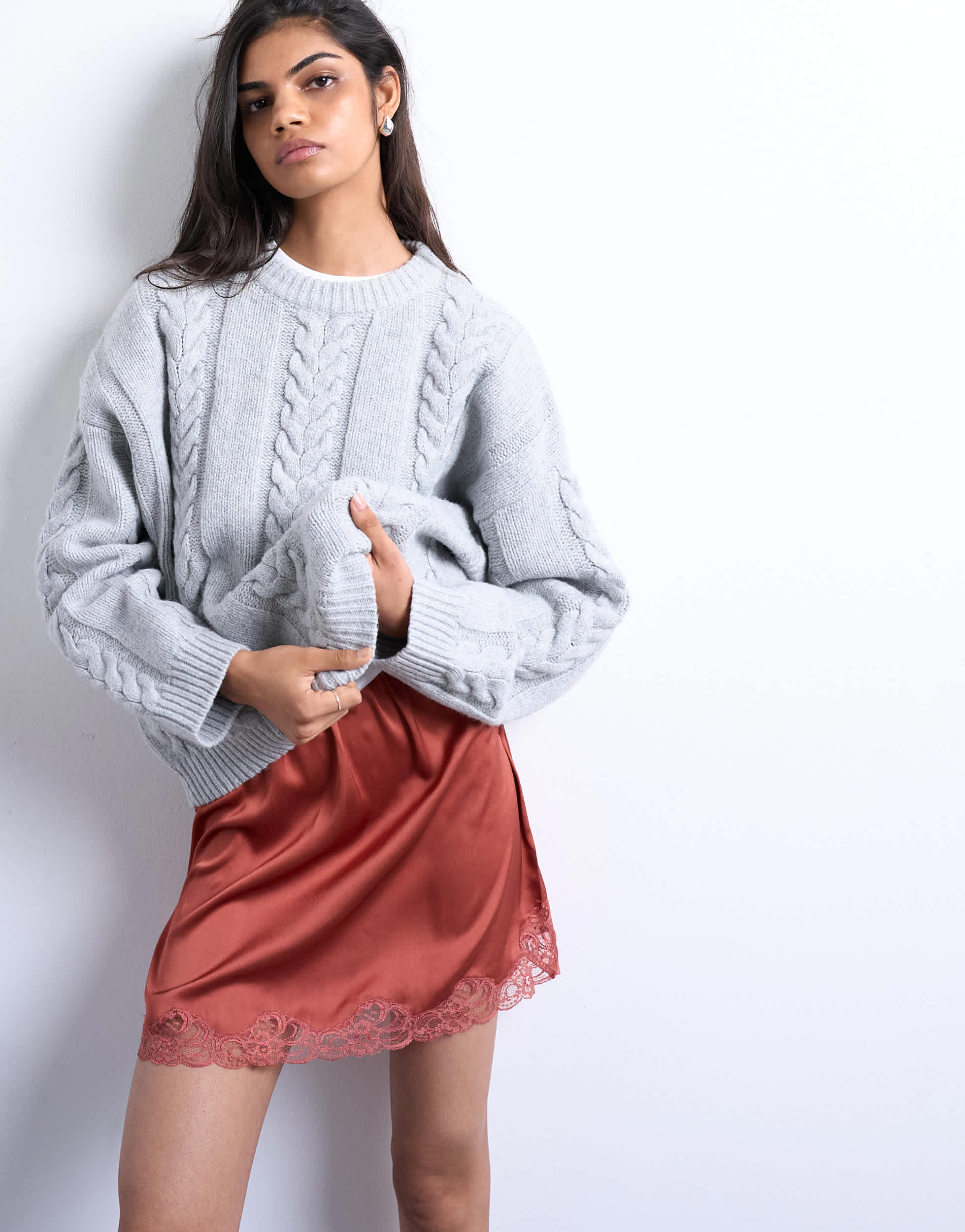 Topshop Minirock aus Satin-Spitze in Chutney
