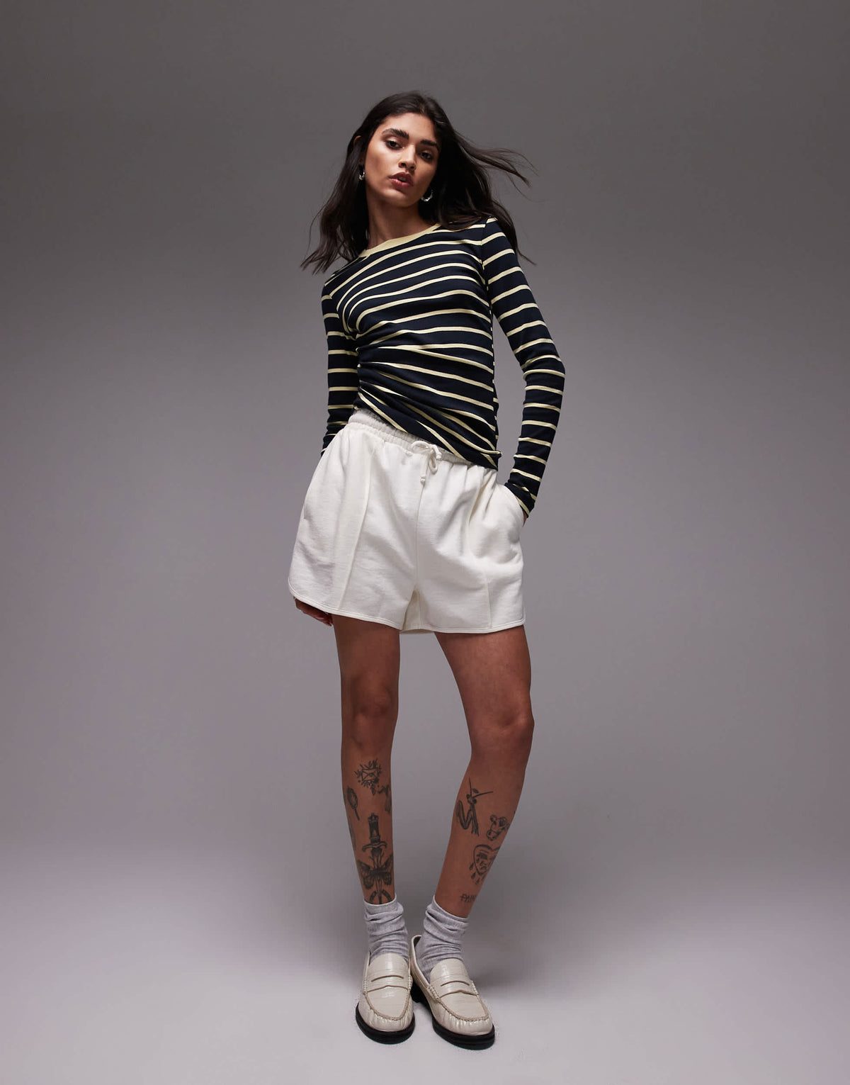 Topshop pintuck jogger short in ecru