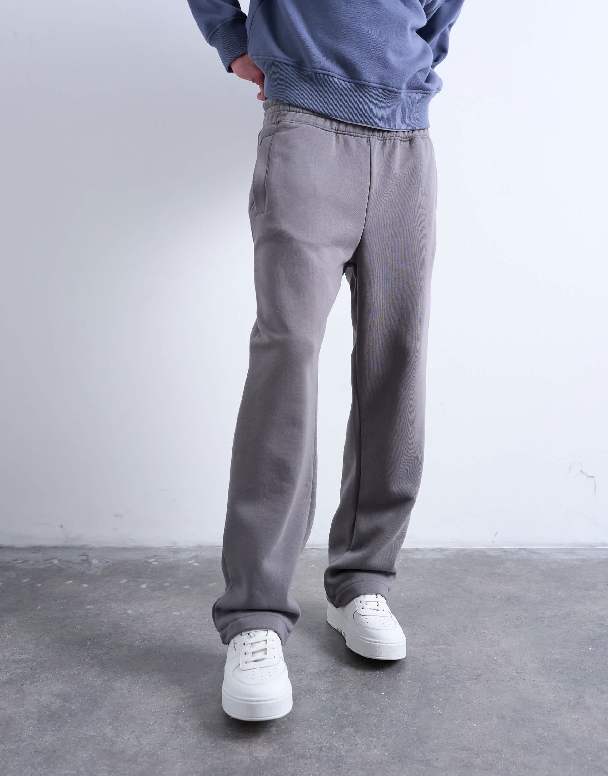 Topman straight leg jogger in mid grey