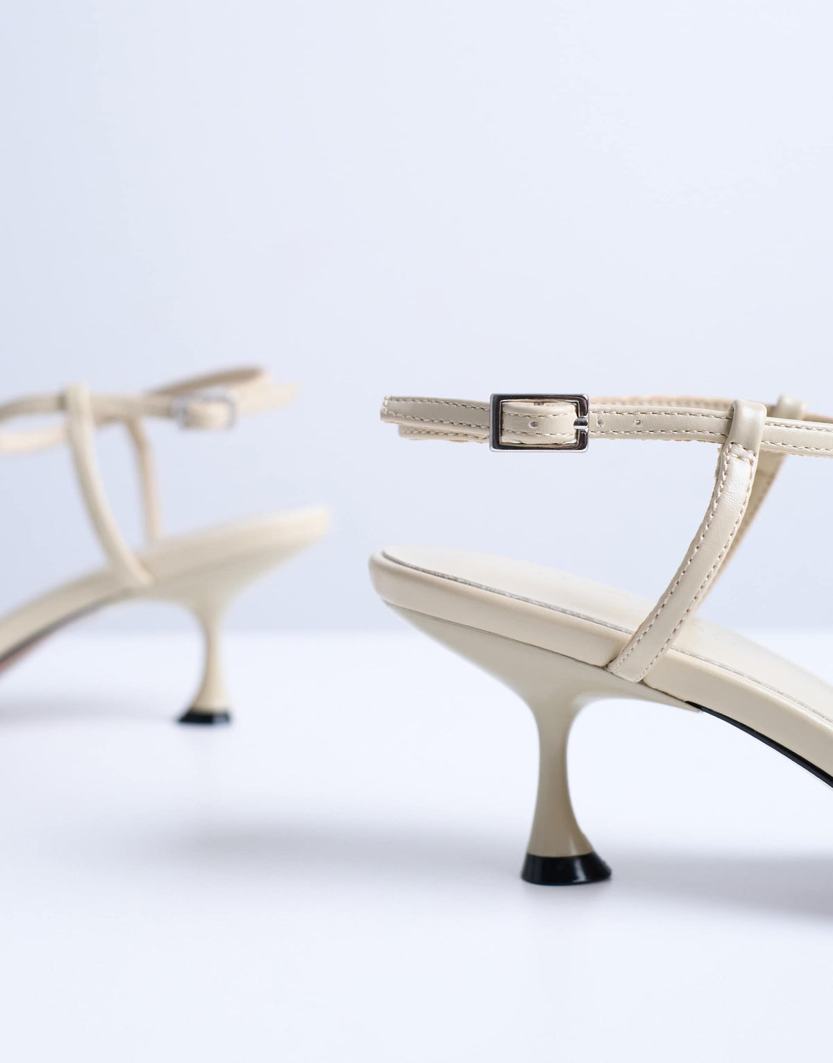 Topshop Imani toe thong mid heel in off white