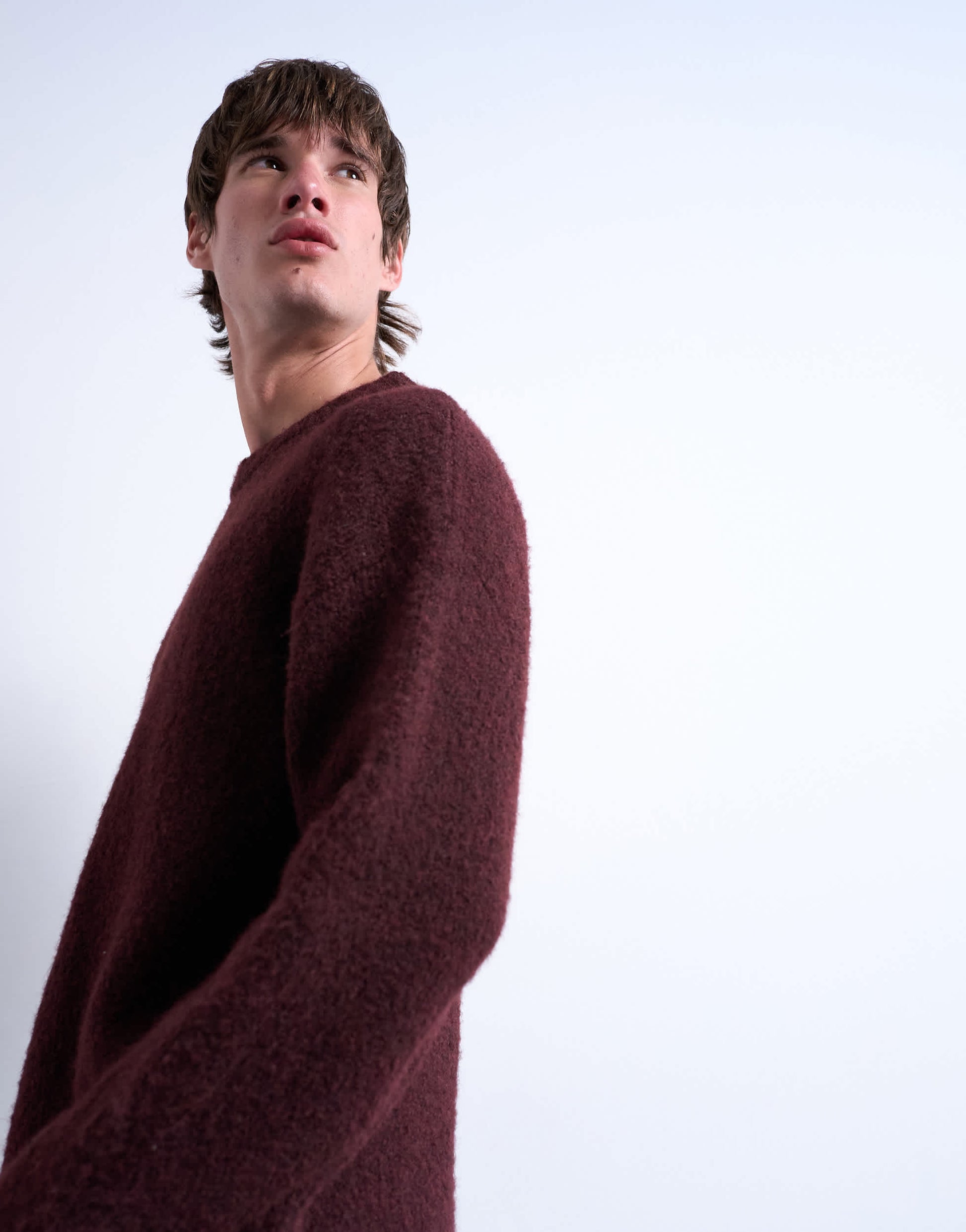 Topman loose knit crew jumper in burgundy