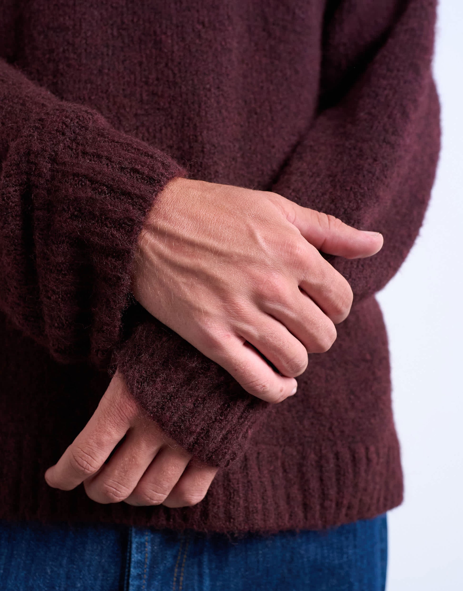 Topman loose knit crew jumper in burgundy