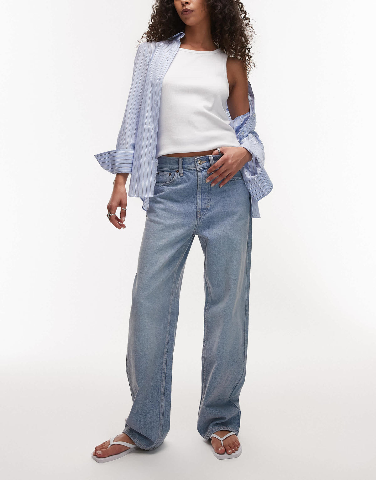 Jean droit ample à taille mi-haute Topshop, délavé à l'eau de Javel