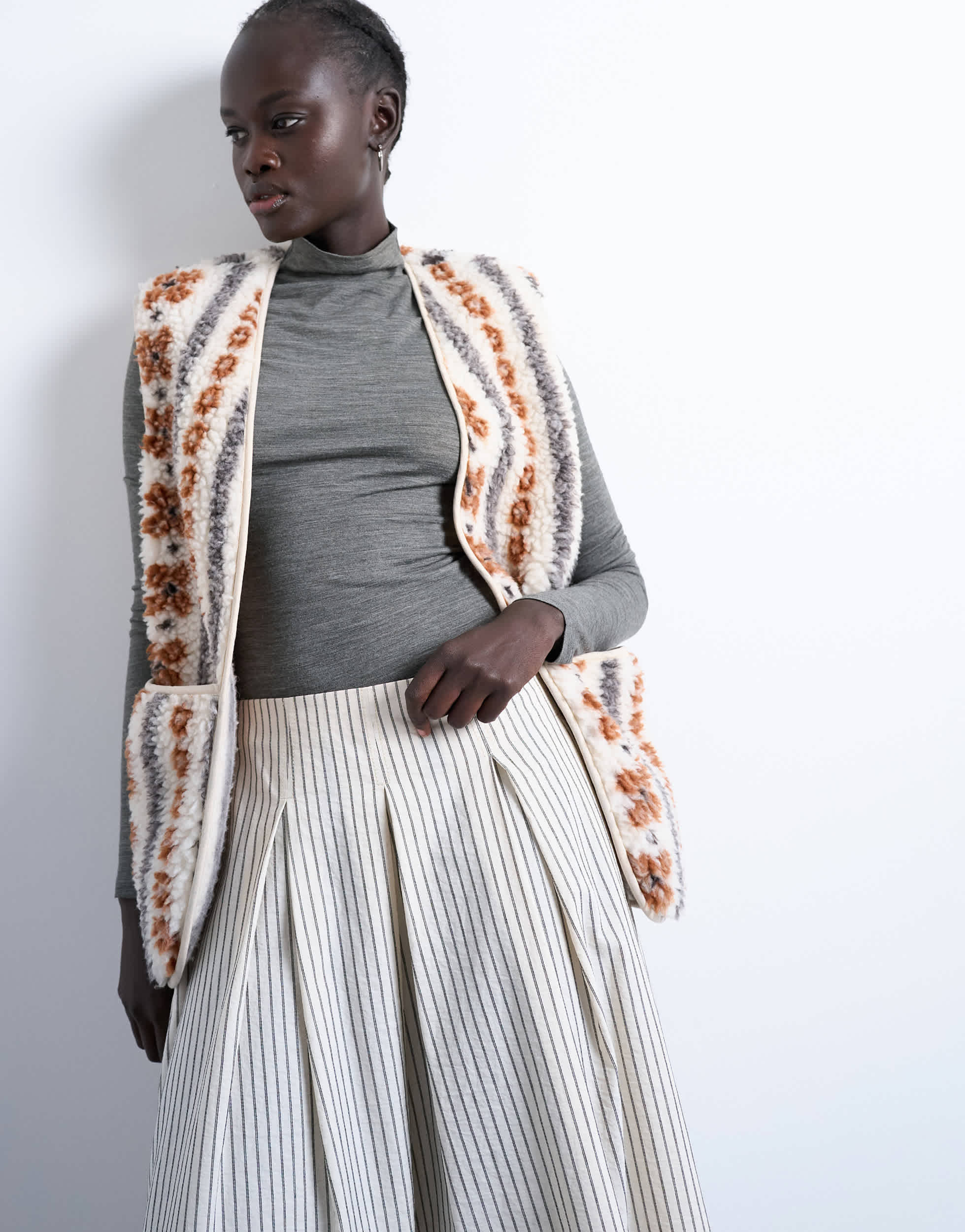 Topshop Borg-Weste mit abstraktem Print in verschiedenen Farben