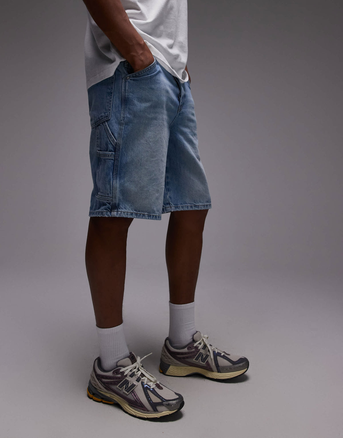 Topman denim carpenter short in light wash blue