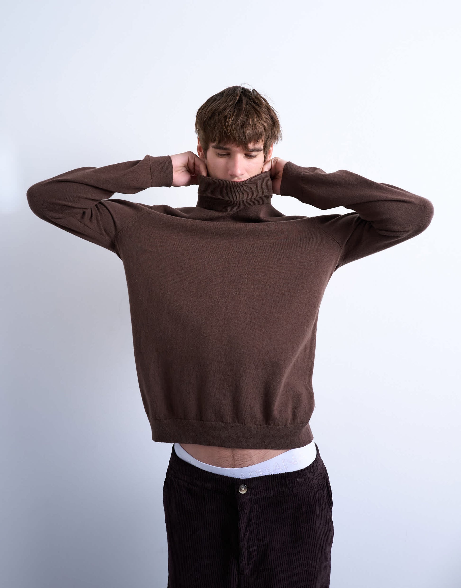 Topman essential knitted roll neck in brown