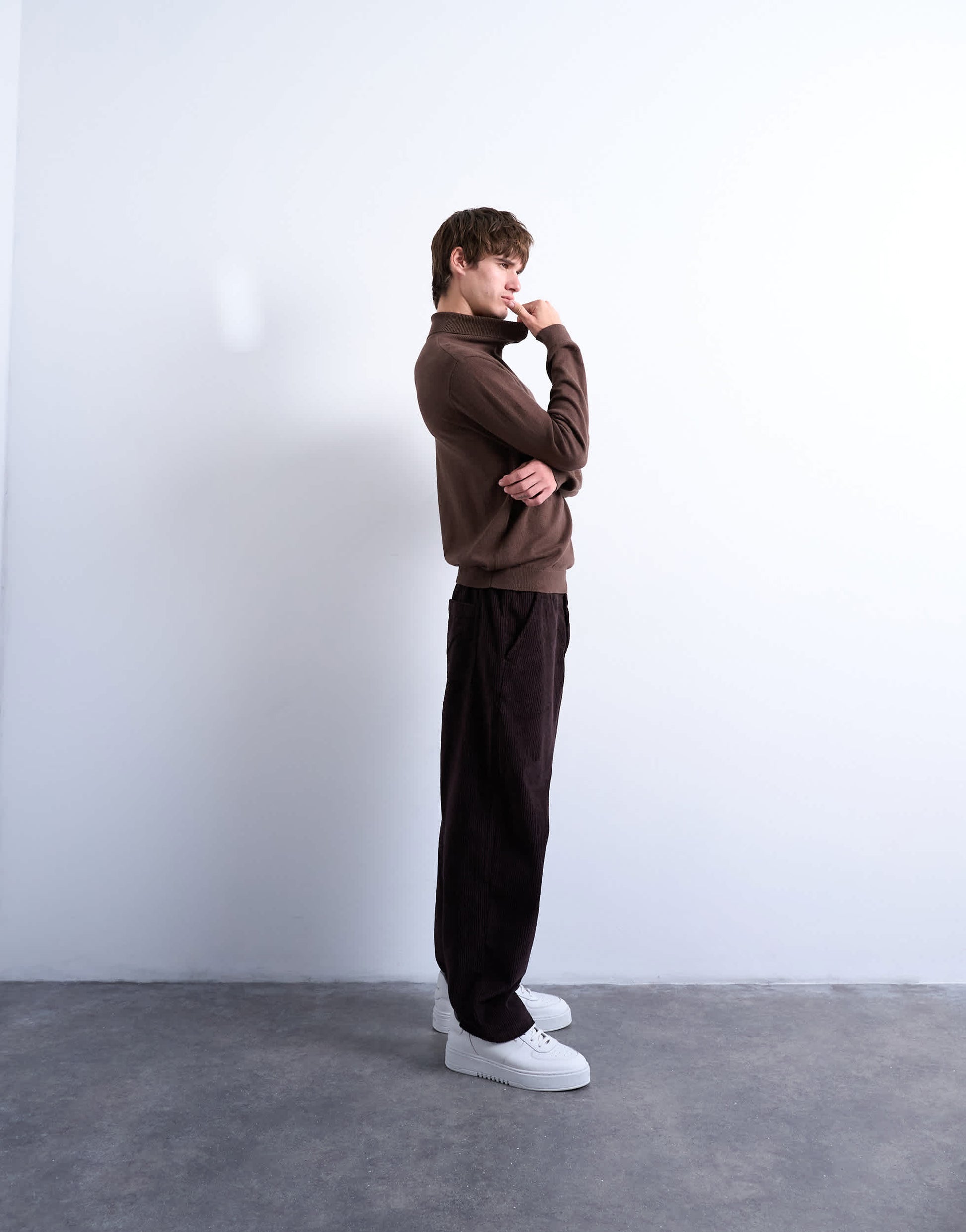 Topman essential knitted roll neck in brown