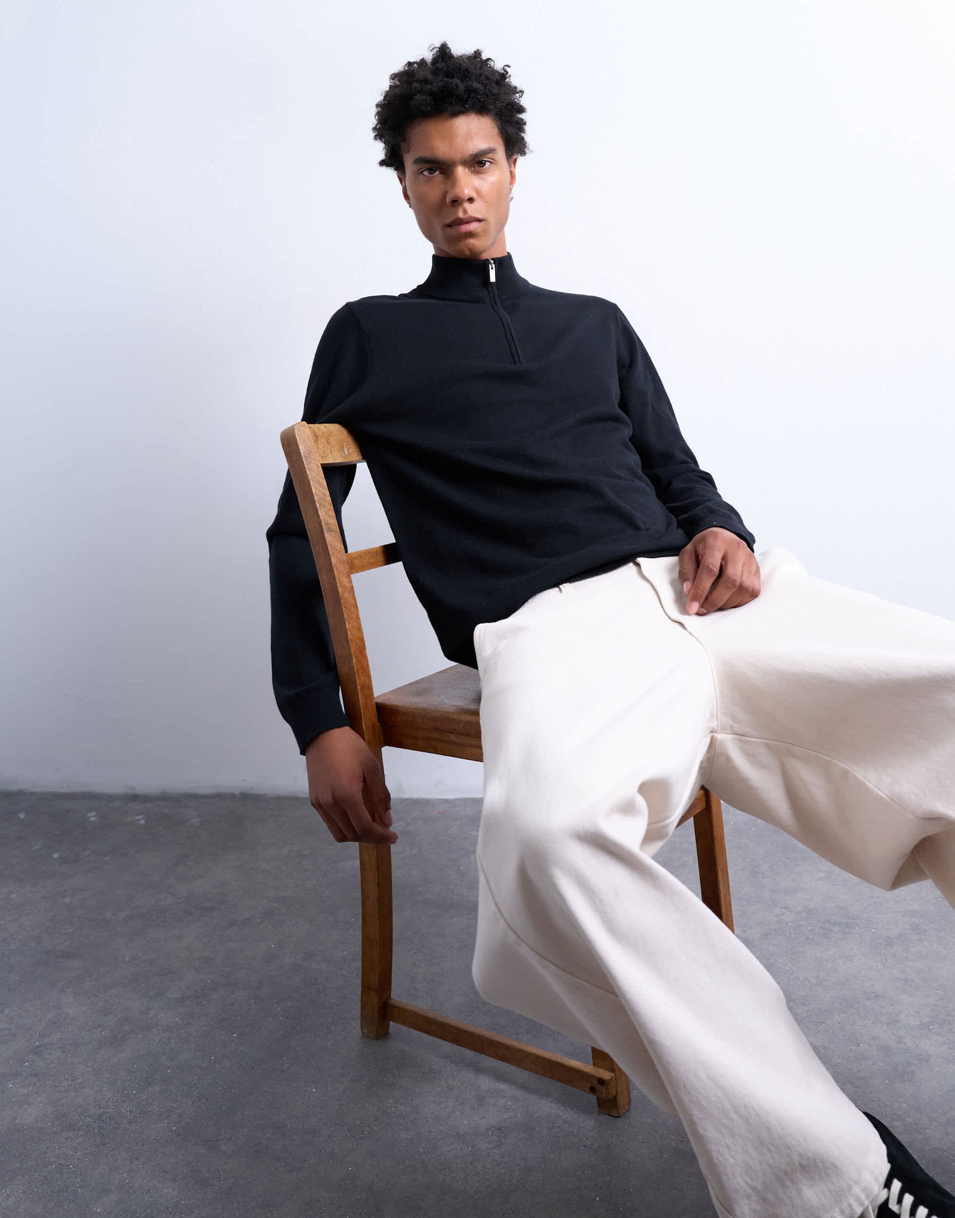 Topman essential knitted 1/4 zip funnel in black