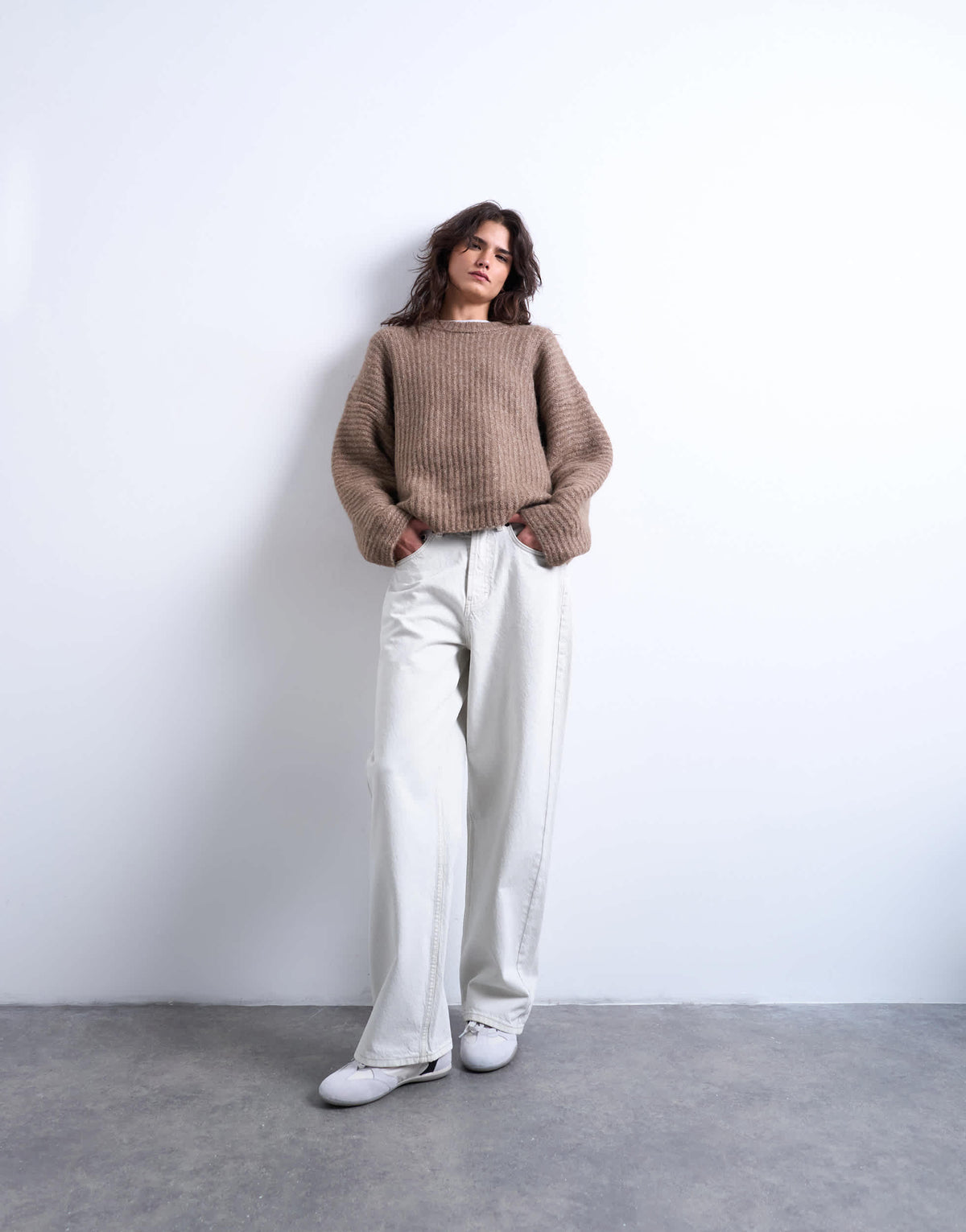 Topshop knitted ribbed balloon sleeve jumper in brown