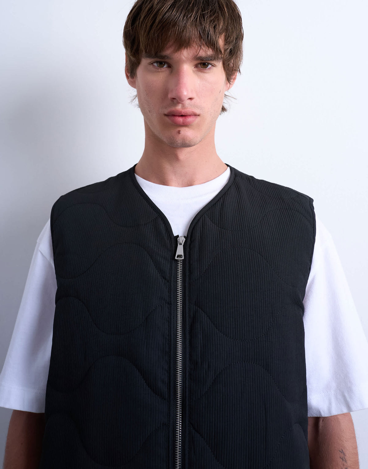 Topman onion quilted gilet in black
