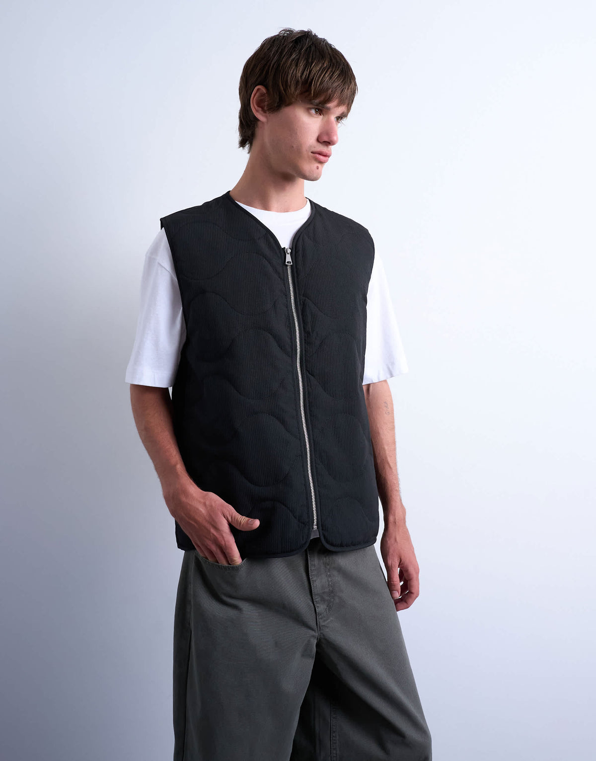 Topman onion quilted gilet in black