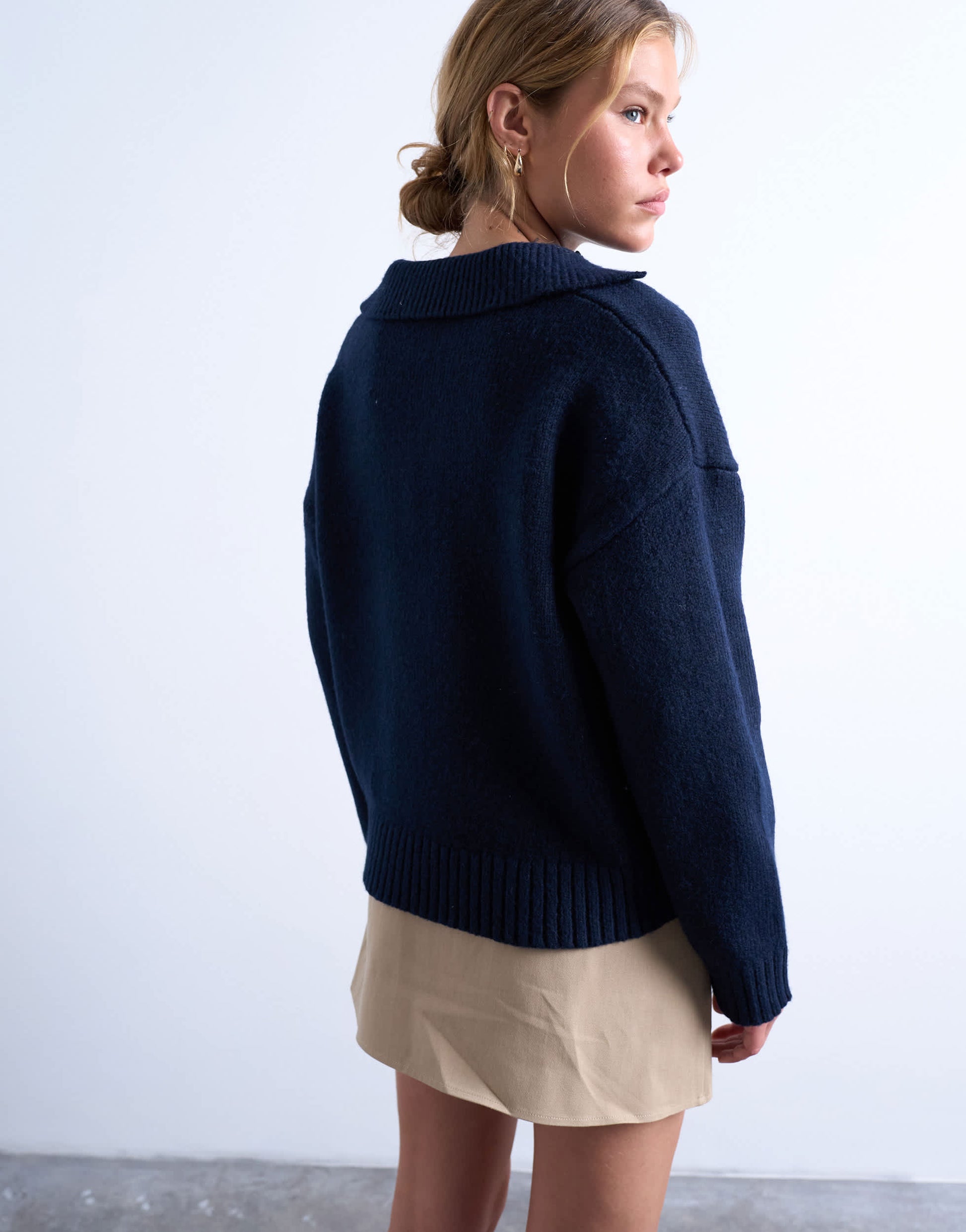 Topshop knitted v neck collar jumper in navy