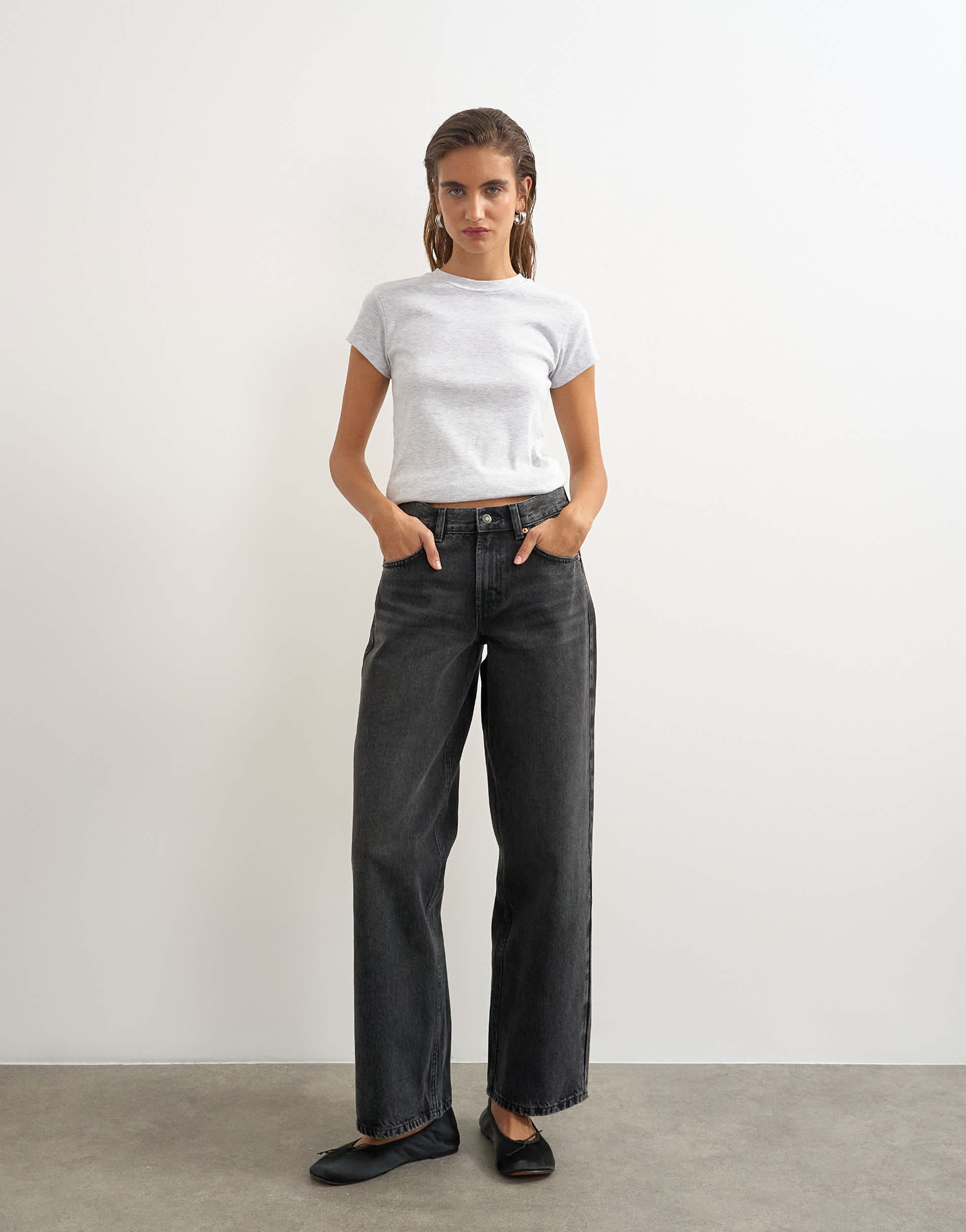 Topshop Cinch low rise relaxed jean in washed black