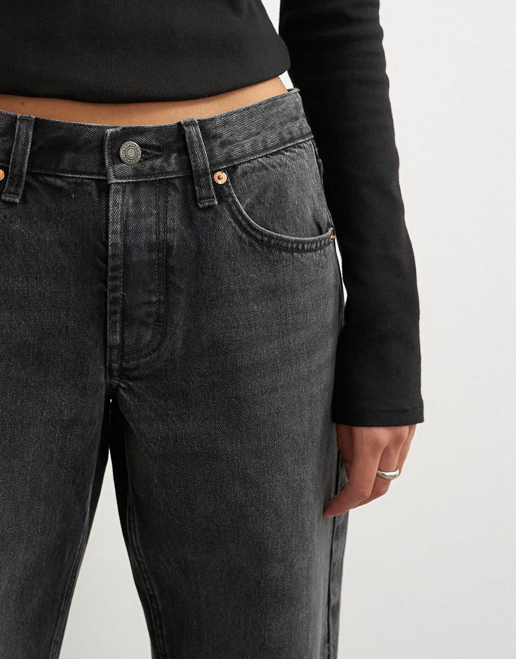 Topshop Ember low rise relaxed straight leg jean in washed black