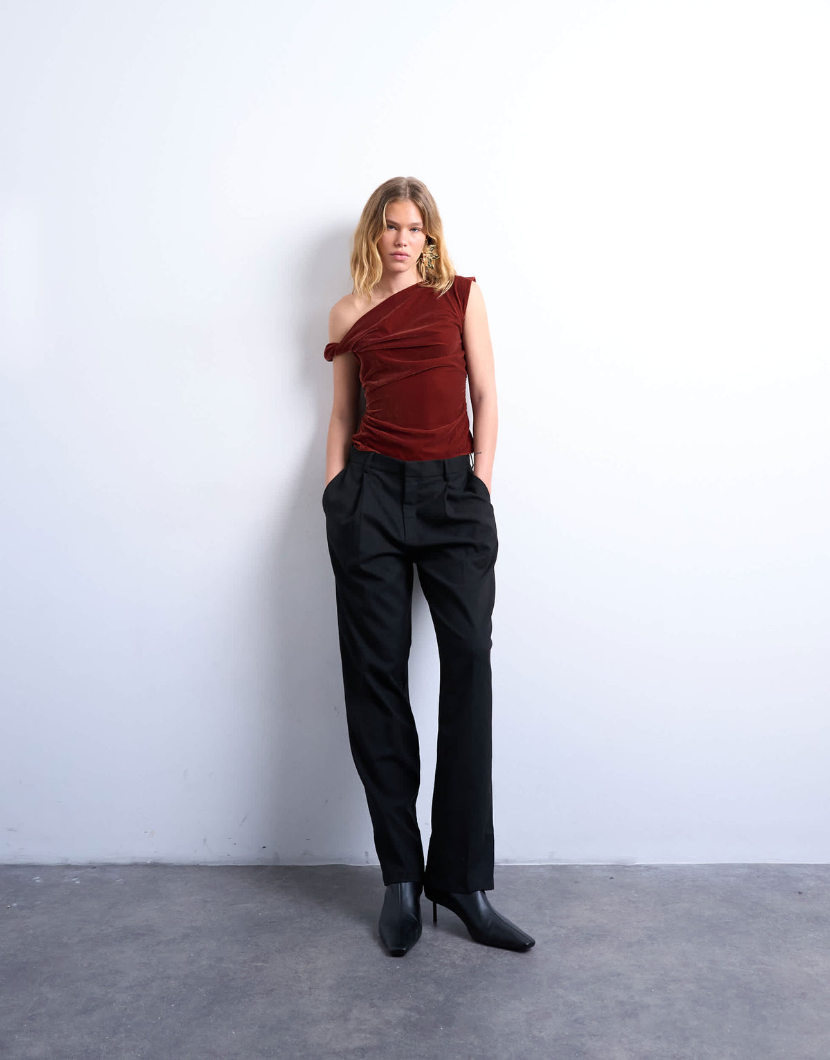 Topshop twist shoulder velvet top in tobacco