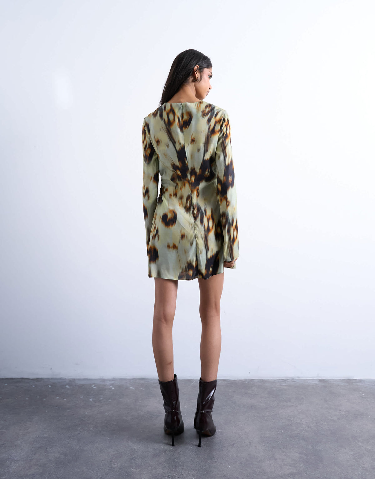 Topshop waisted long sleeve mini dress in blur print