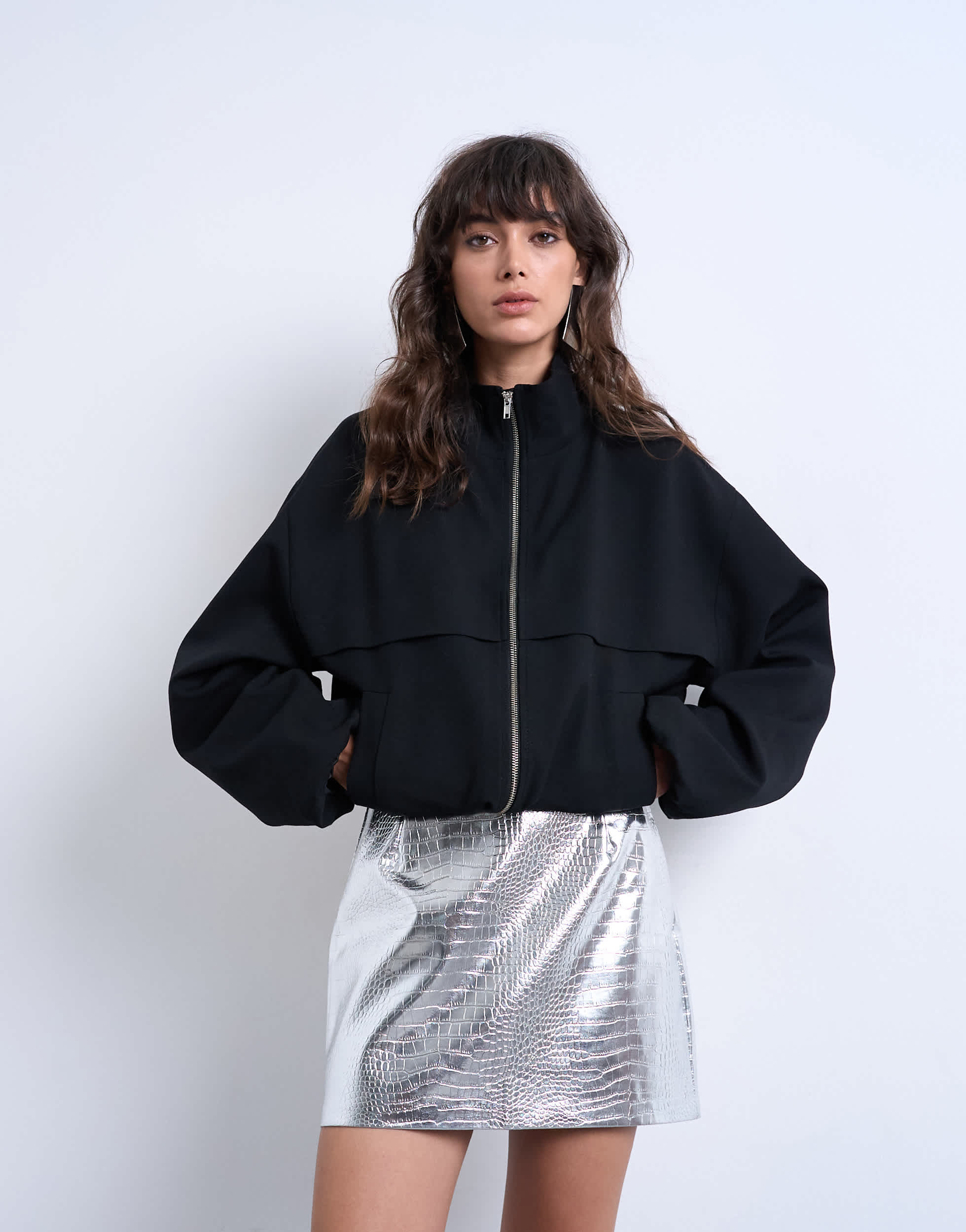 Topshop Minirock aus Kunstleder mit Ziernähten in Metallic-Optik