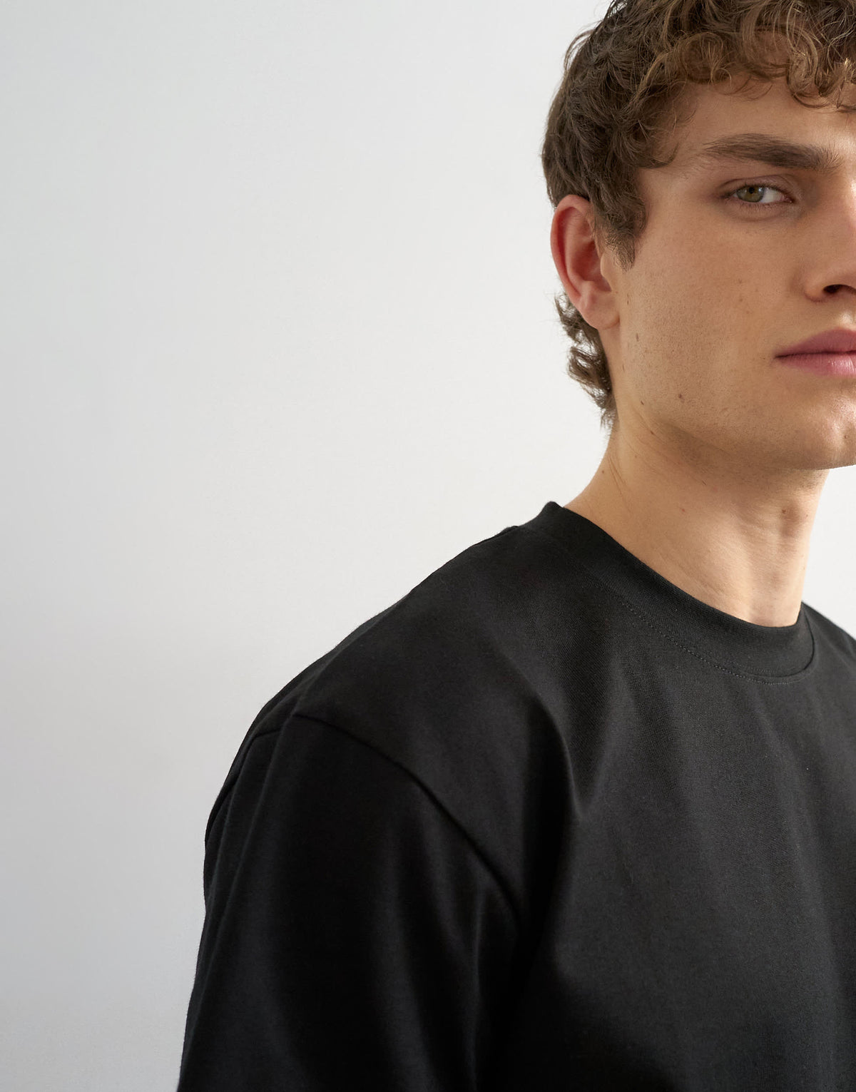 Topman relaxed fit t-shirt in black