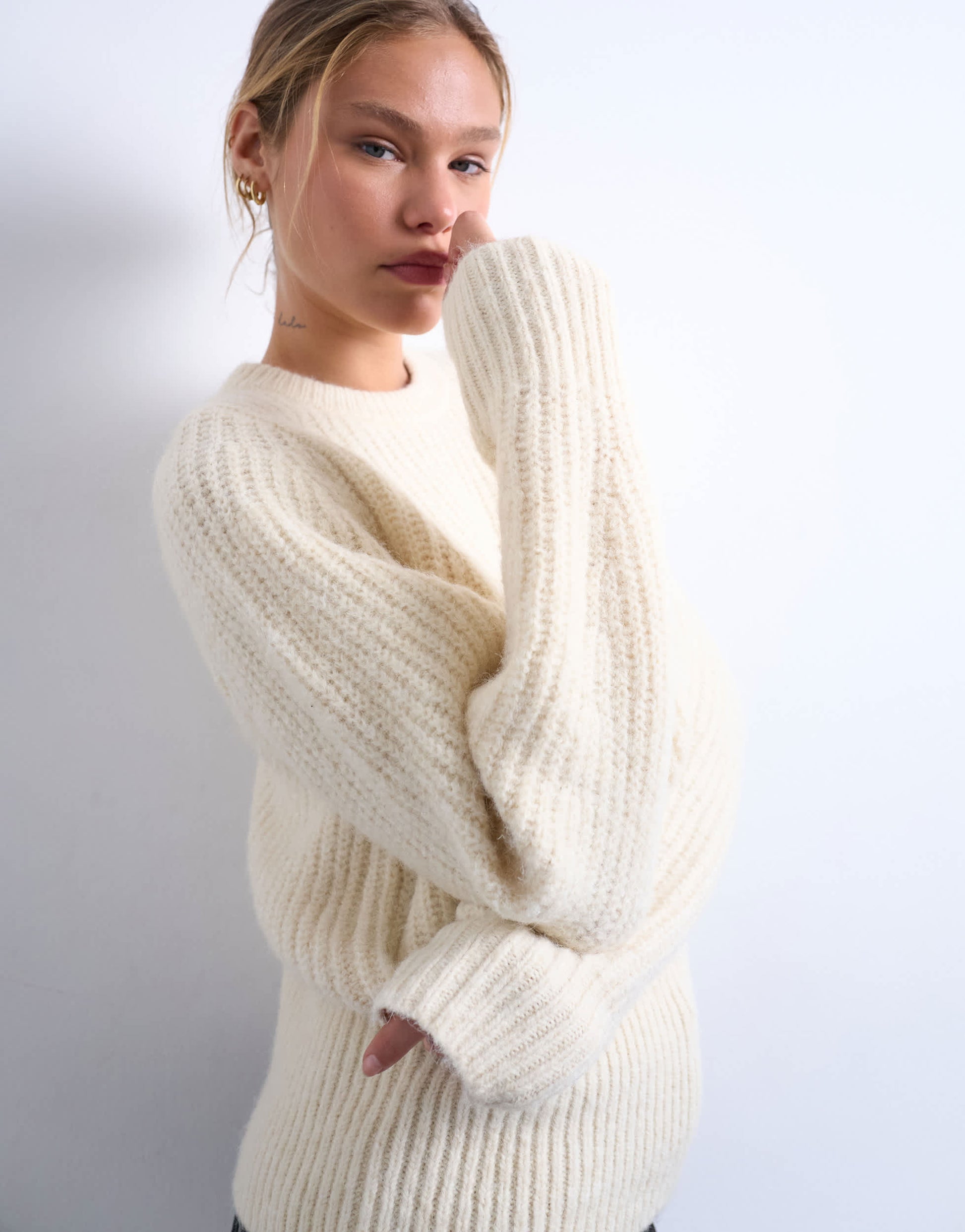 Topshop knitted rounded sleeve jumper in ivory