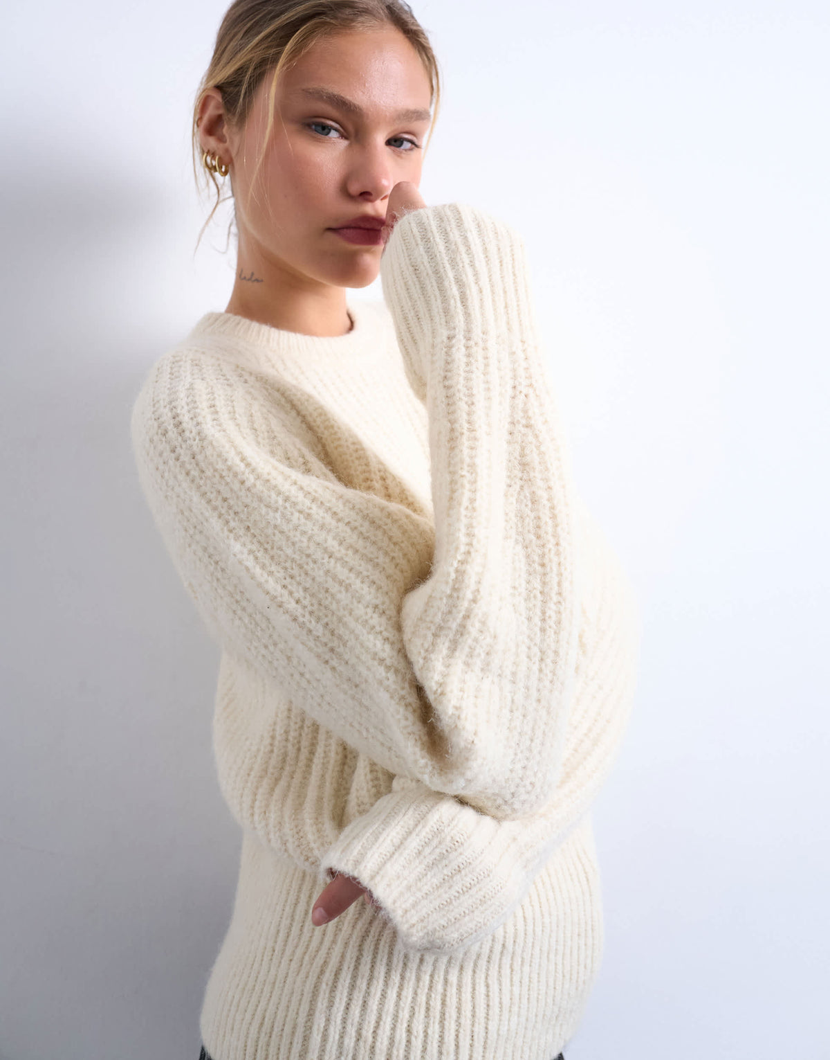 Topshop knitted rounded sleeve jumper in ivory