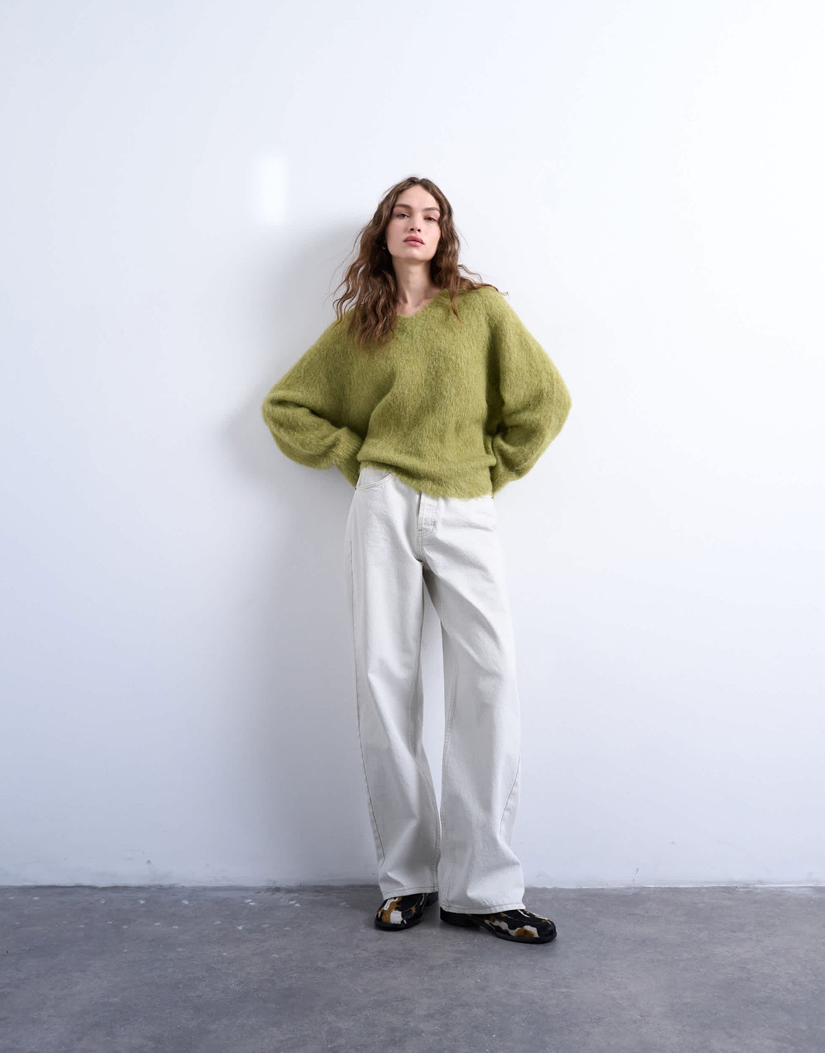 Topshop knitted premium alpaca  v neck jumper in avocado 