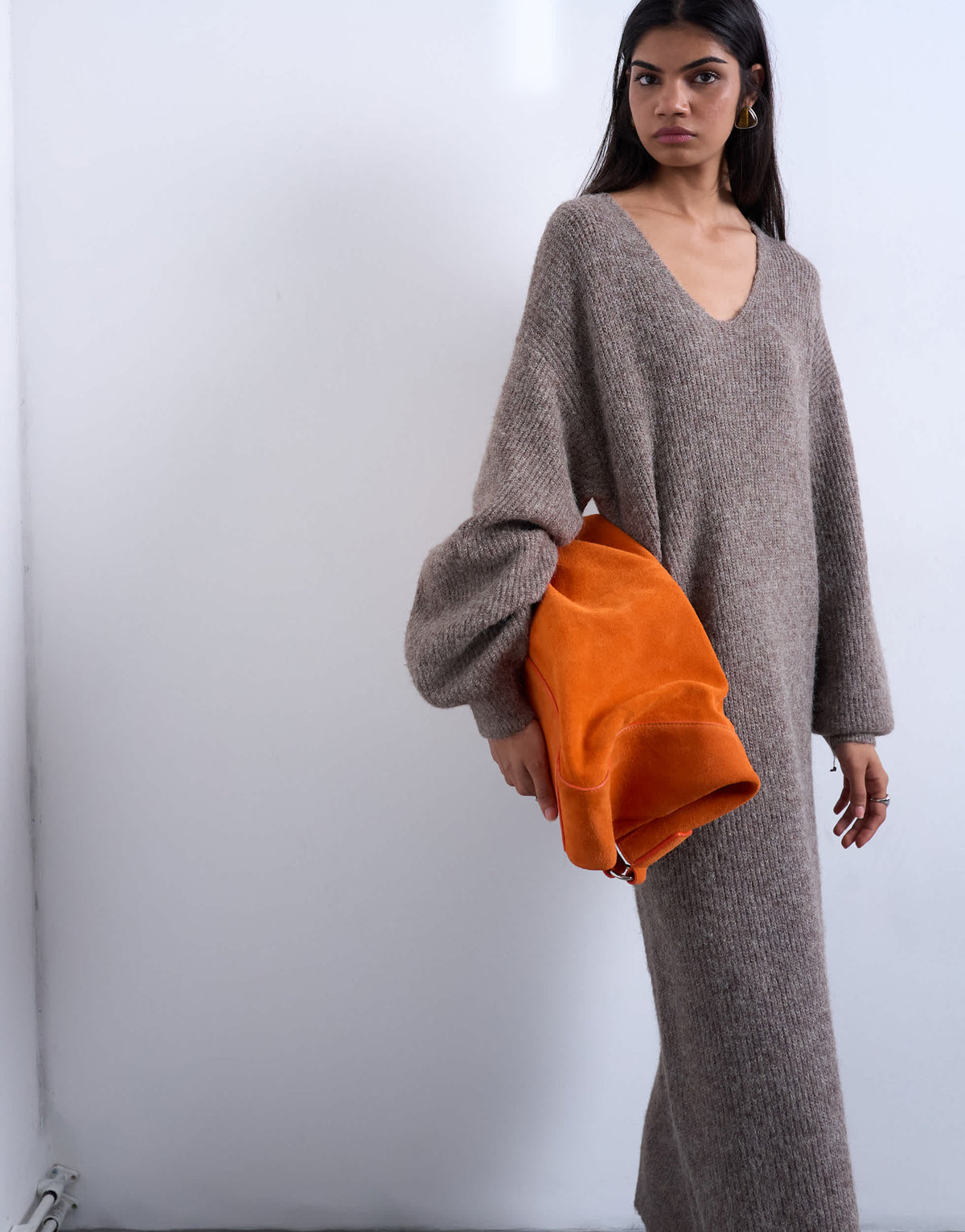 Topshop knitted v neck slouchy midi dress in chocolate