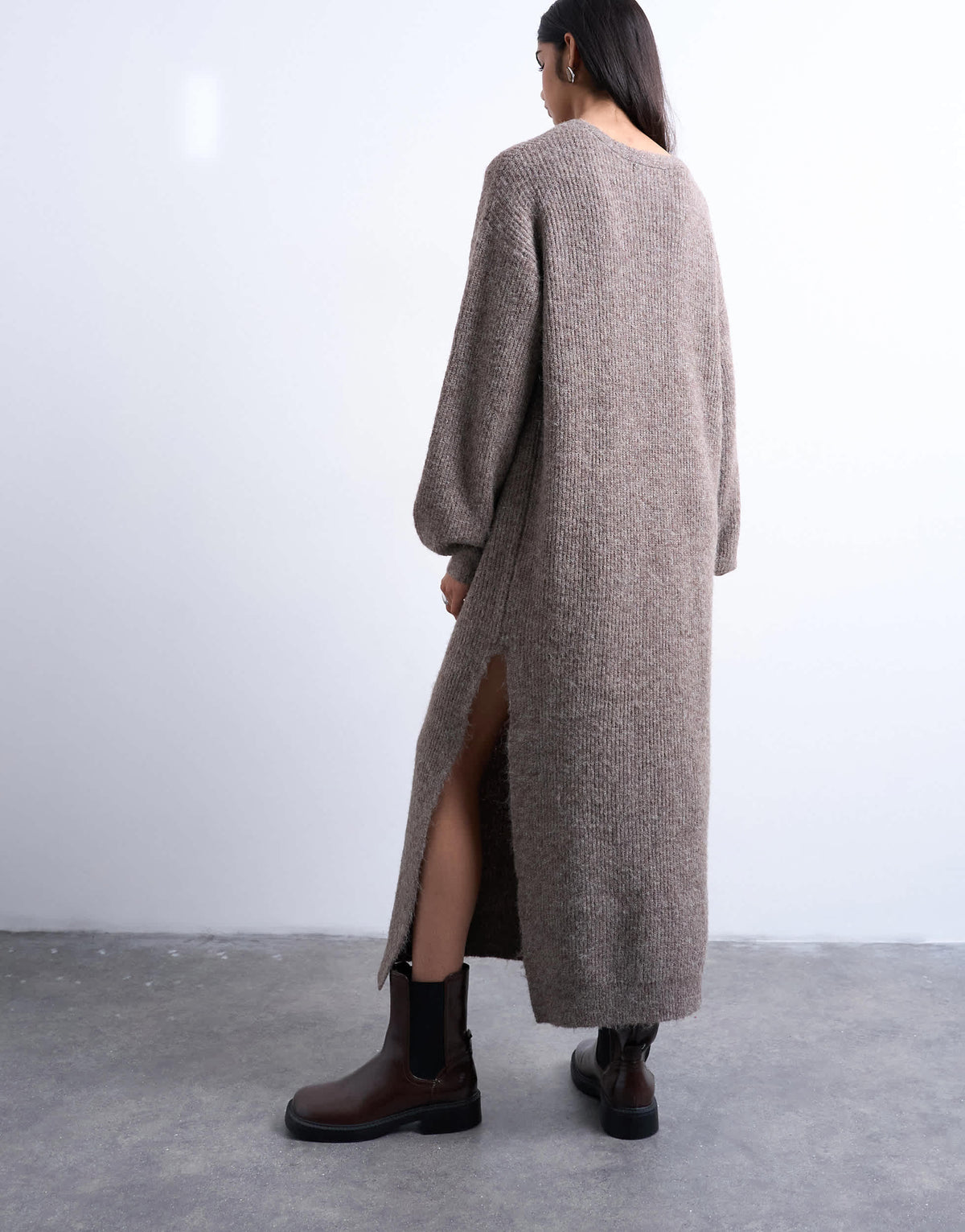 Topshop knitted v neck slouchy midi dress in chocolate