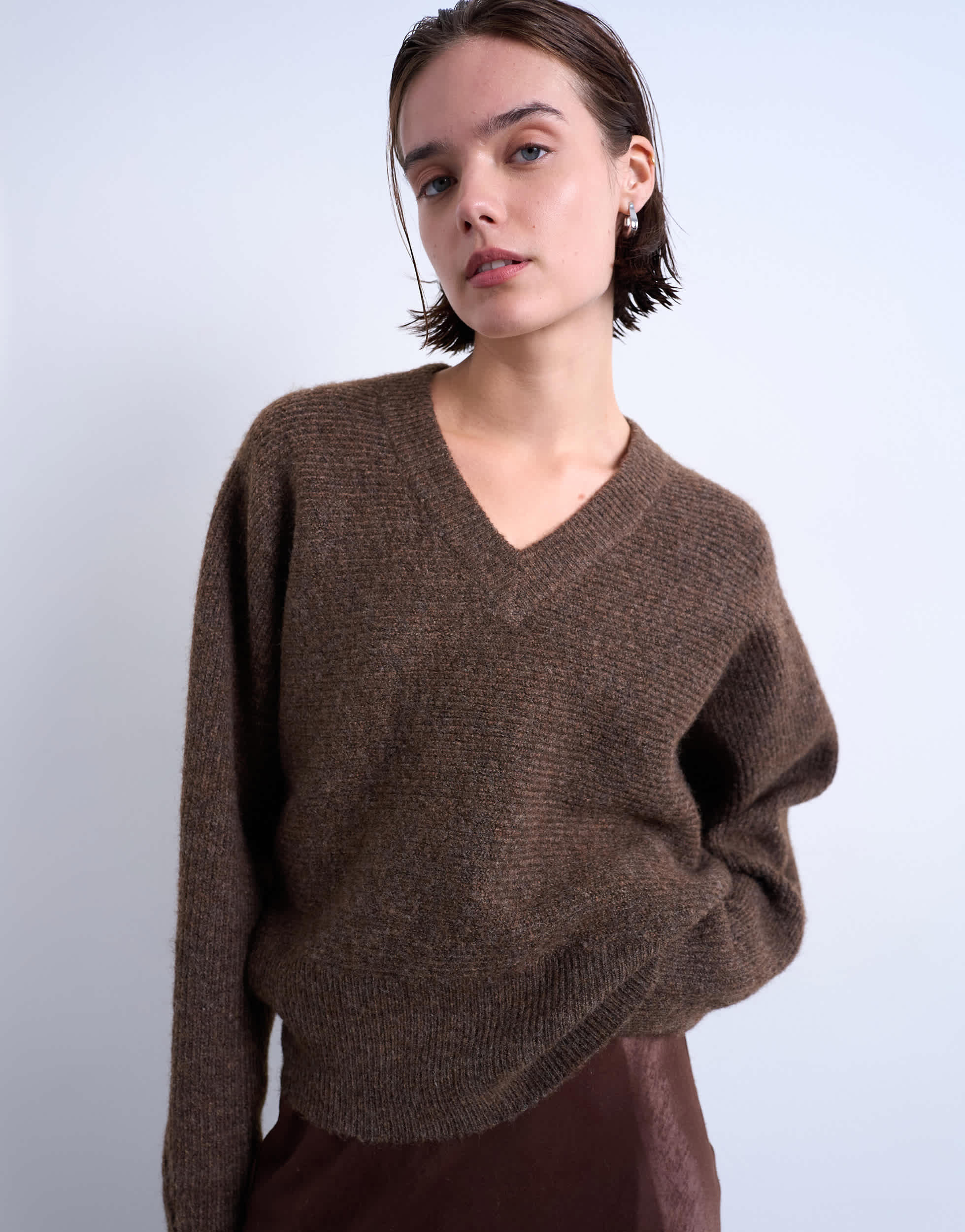 Topshop Strickpullover mit hohem V-Ausschnitt und horizontalen Strickmustern in Braun