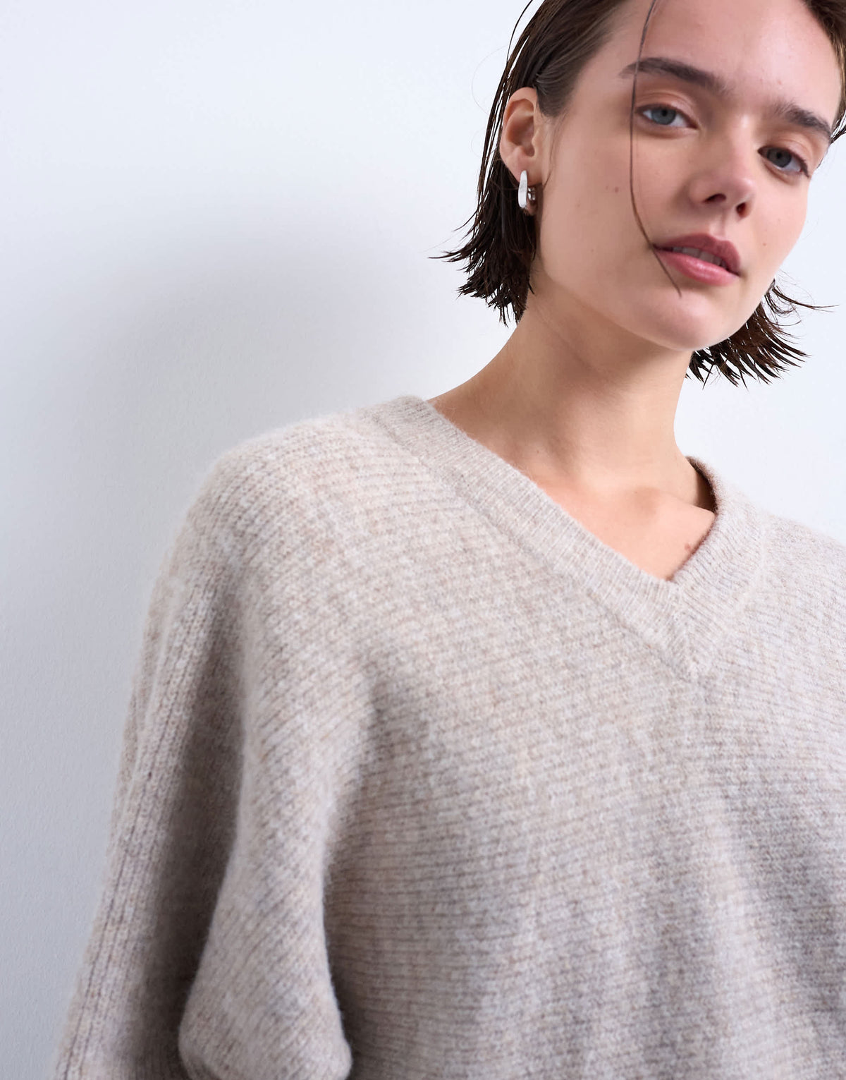 Topshop knitted high v horizontal stitch jumper in oat