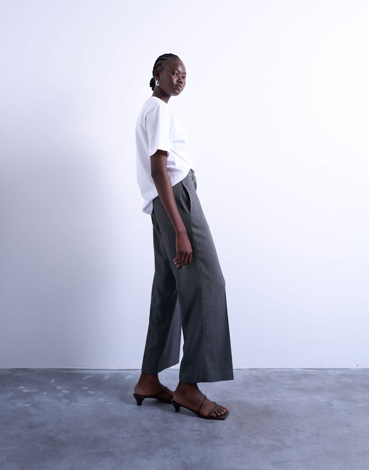 Topshop low slung slouchy straight leg trouser in grey