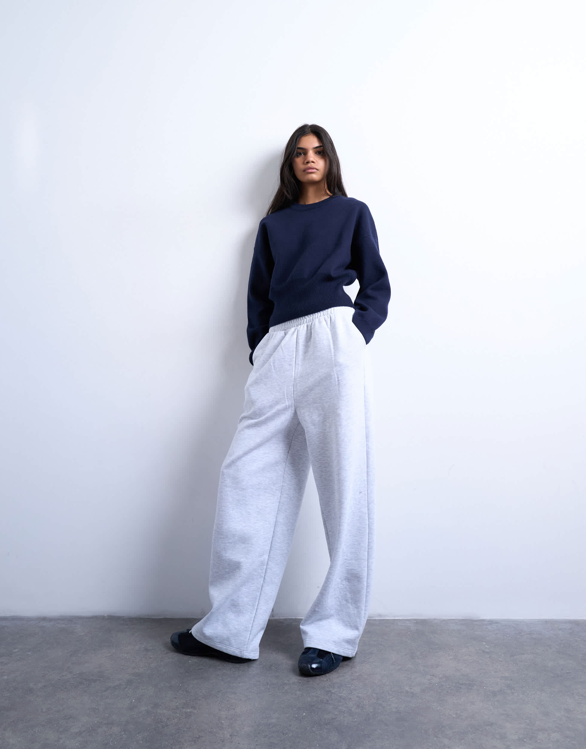 Topshop Jogginghose mit geradem Bein in Aschgrau