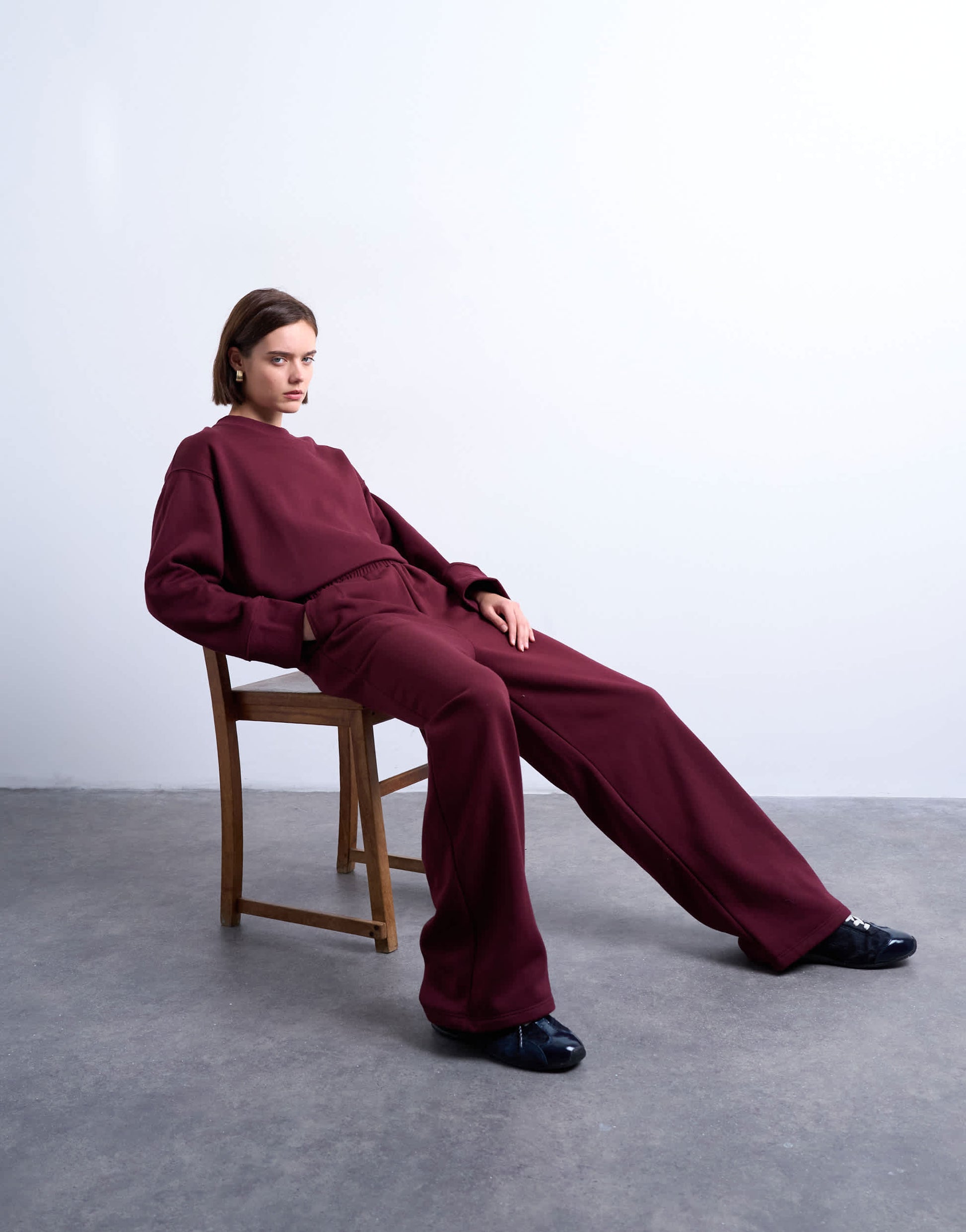 Topshop straight leg jogger in burgundy