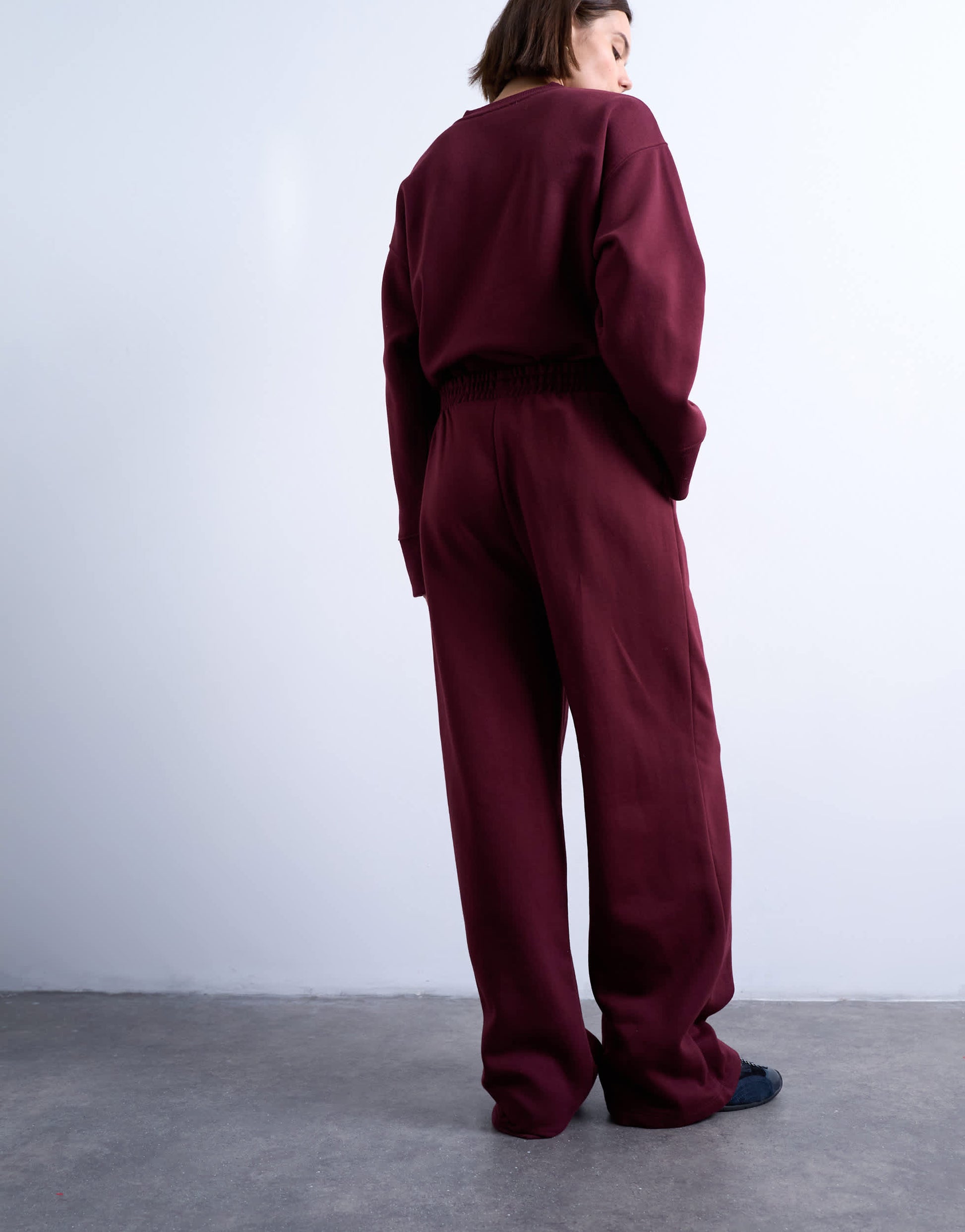 Topshop straight leg jogger in burgundy