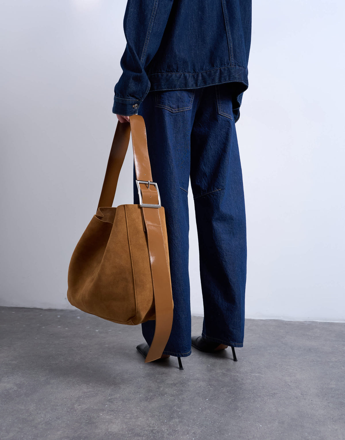Topshop Sade premium real suede leather bucket shoulder bag in tan