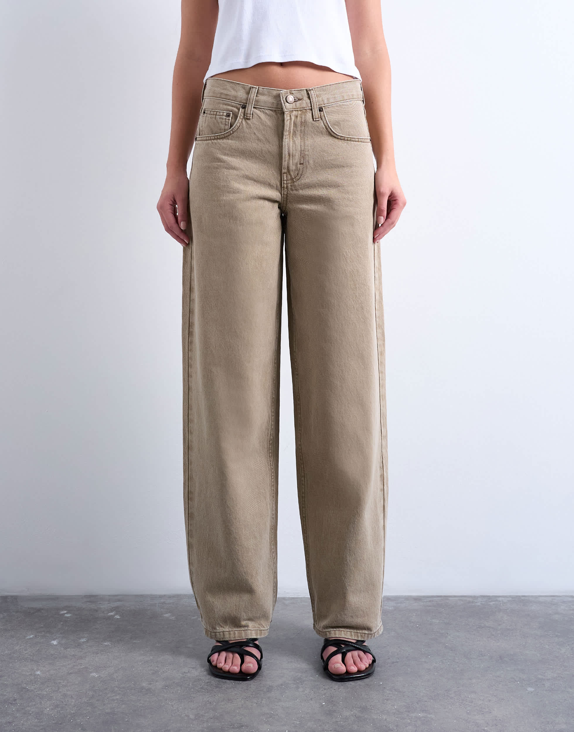 Topshop Cinch low rise relaxed jean in latte