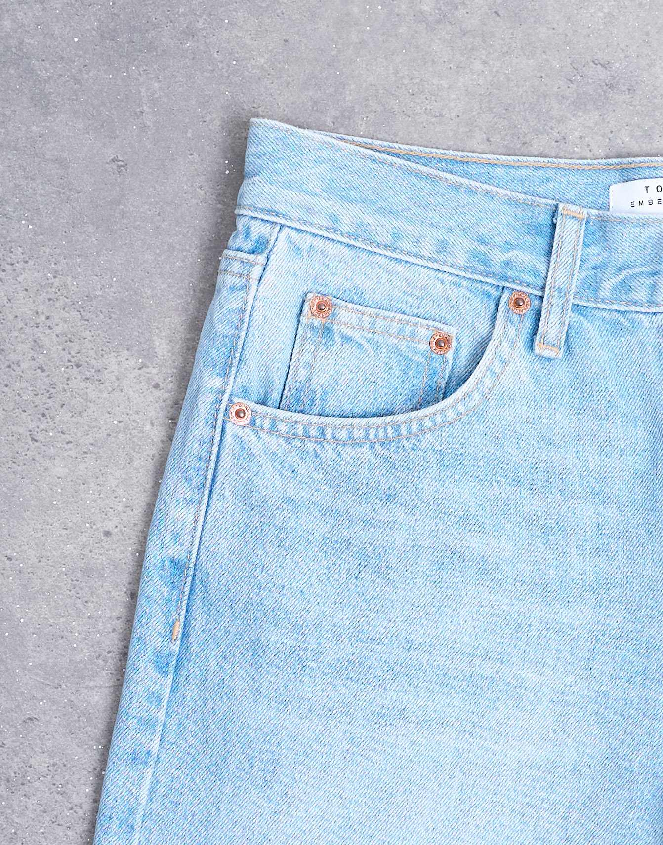 Topshop Ember low rise straight leg jean in bleach