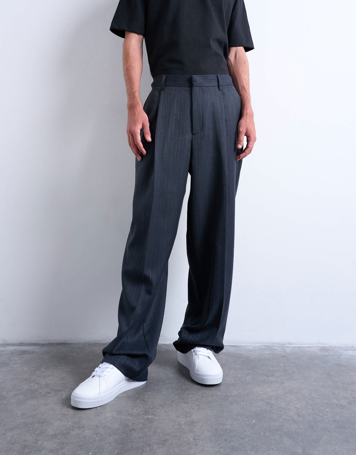 Topman wide leg pleated stripe trouser in grey