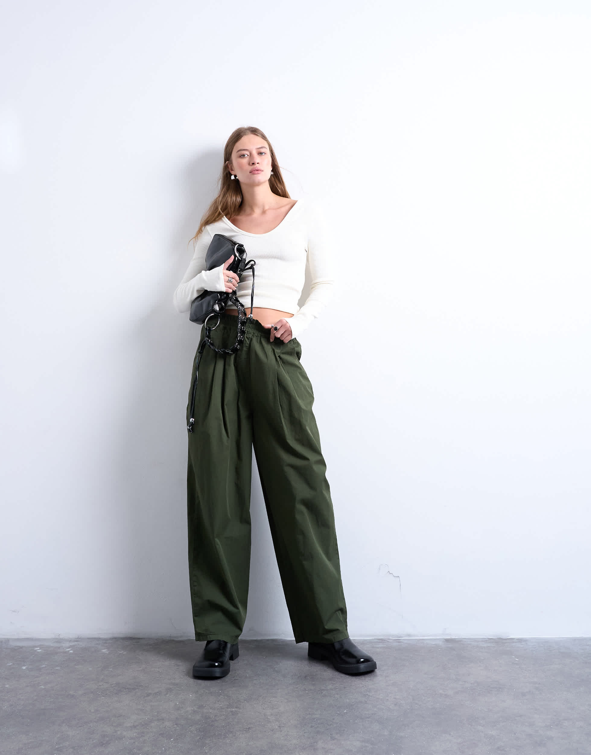 Topshop pleated balloon jogger with elasticated waist in green