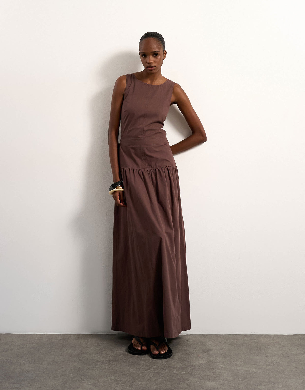 Topshop cut out waist poplin maxi dress in chocolate